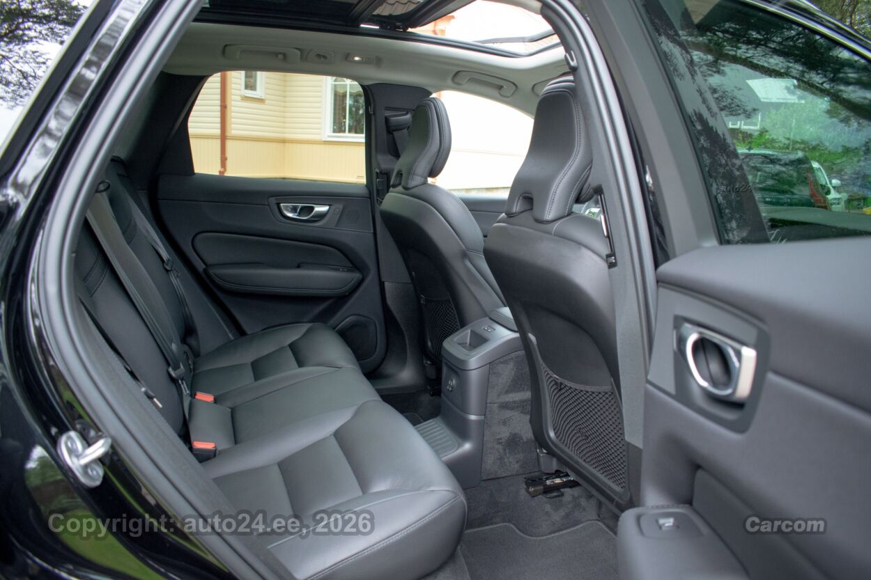 Volvo XC60 AWD T6 Long Range Bright Intelli PRO Wntr 2.0 T6 Recharge Plug-In Long Range 293 kW