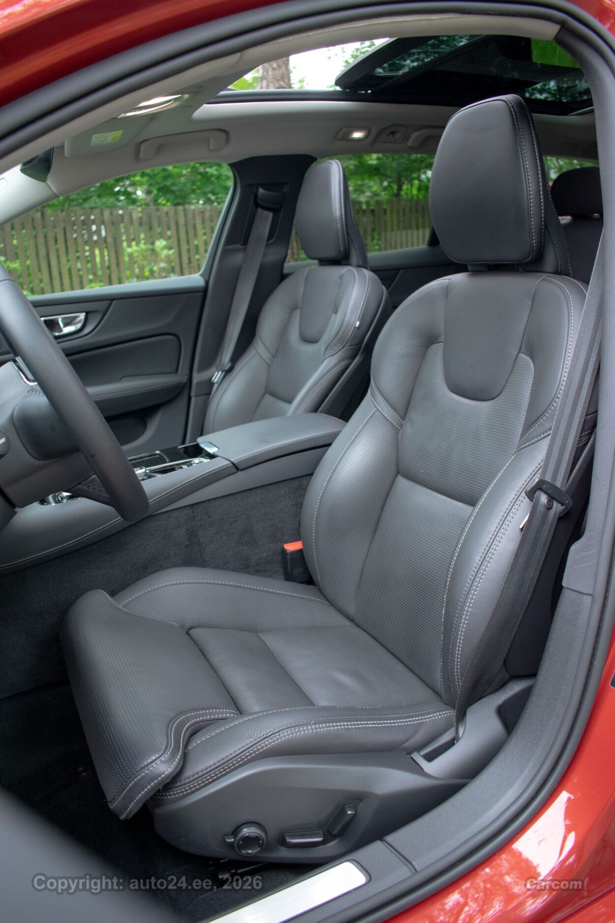 Volvo V60 MY23 DARK Long Range Intelli PRO Wntr PRO 2.0 T6 Recharge Plug-In Long Range 293 kW