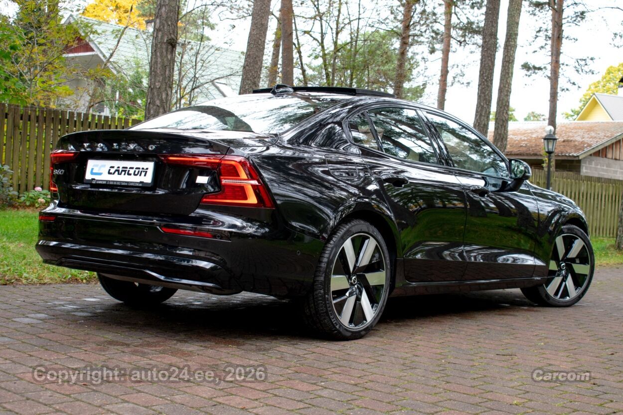 Volvo S60 AWD B&W DARK Ultimate Fullopt 2.0 T8 AWD Recharge 335 kW