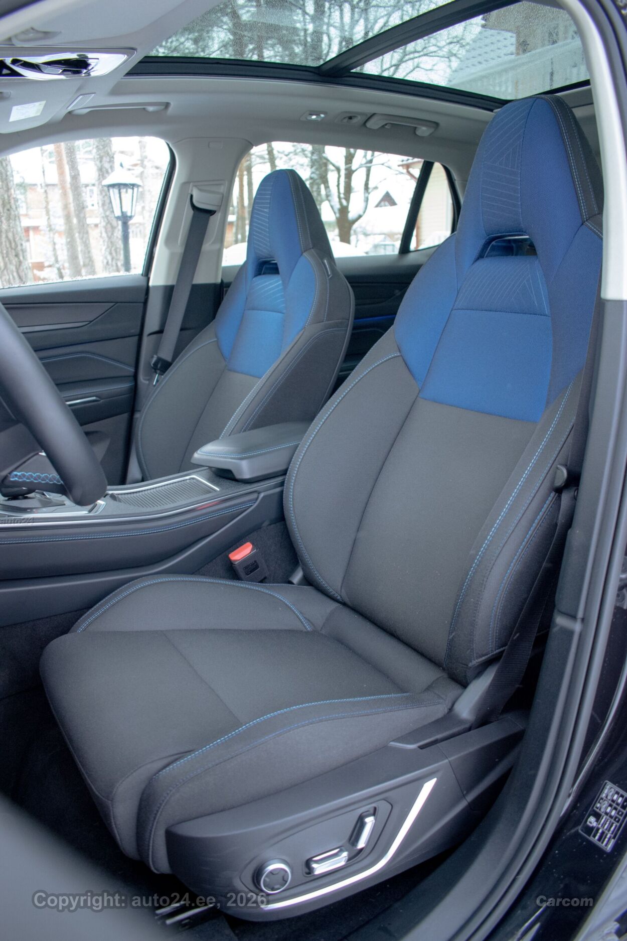 Lynk & Co 01 Recharge MORE Intelli Safe PRO 1.5 PHEV Plug-In Hybrid 192 kW