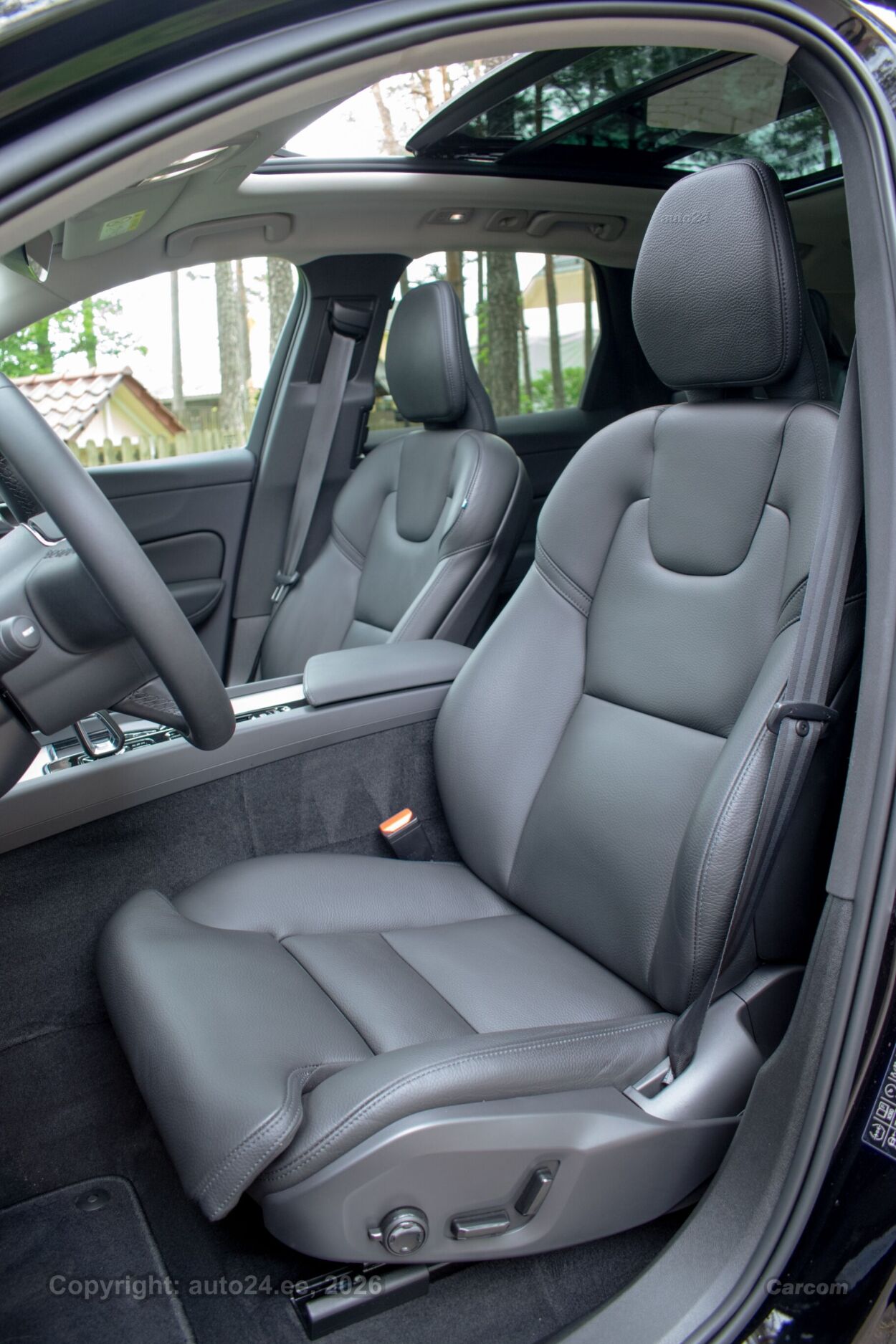 Volvo XC60 AWD T6 Long Range Bright Intelli PRO Wntr 2.0 T6 Recharge Plug-In Long Range 293 kW