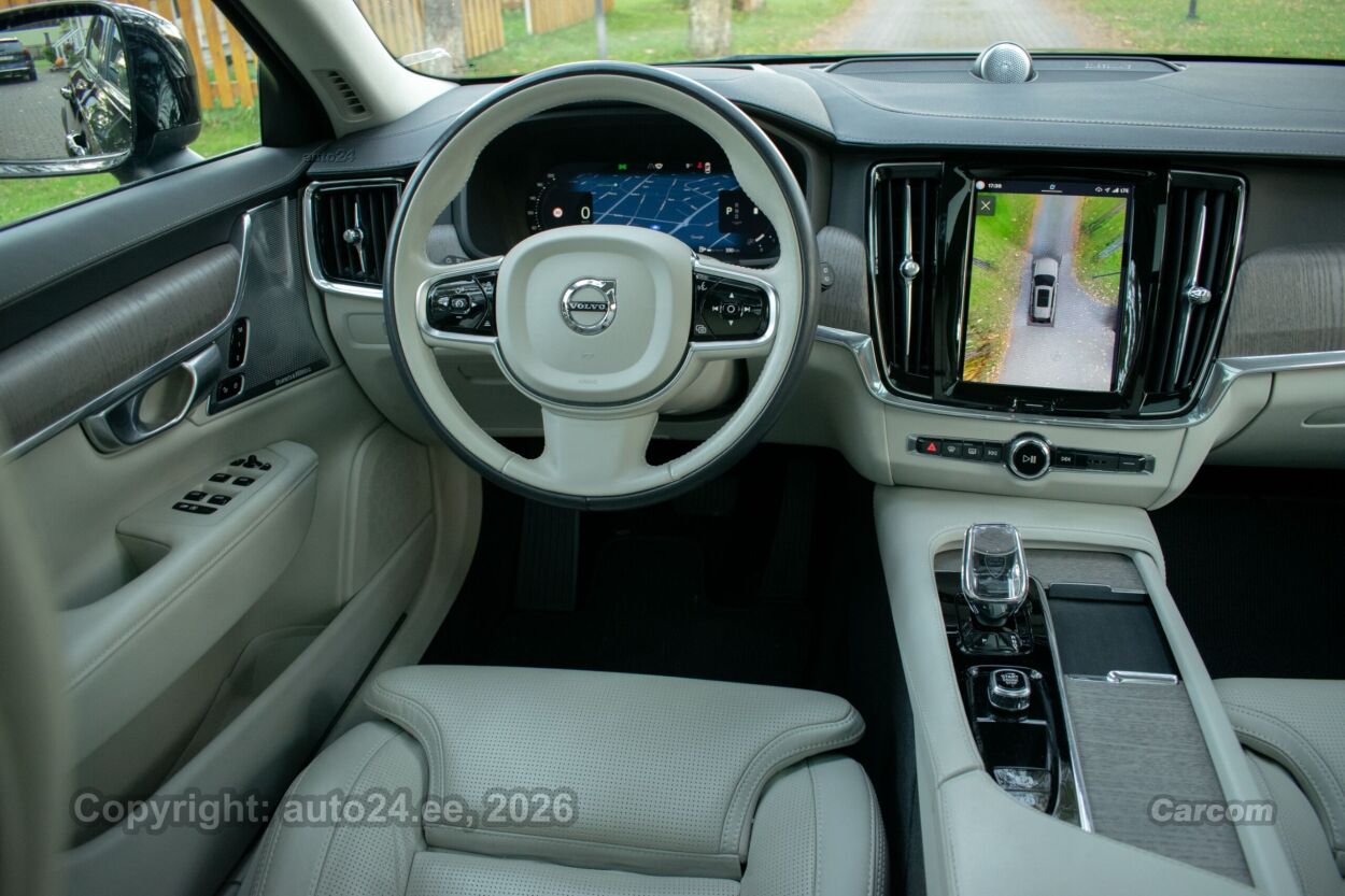 Volvo V90 Cross Country B&W Ultimate Intelli PRO Lux Wnt 2.0 B4 AWD KERS MHEV Kerghübriid MY2024 145 kW