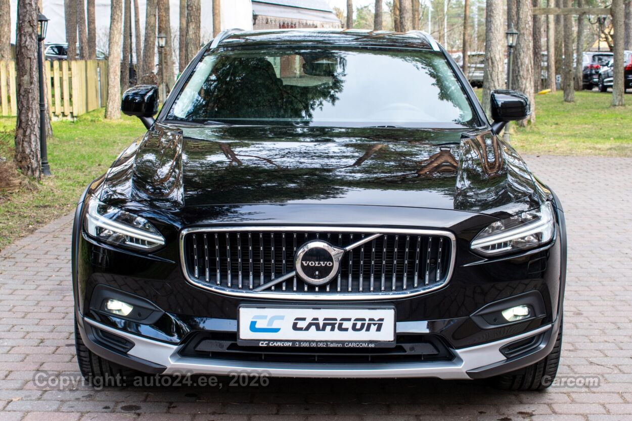 Volvo V90 Cross Country MY2023 PLUS Intelli Safe PRO Wnt 2.0 B4 AWD MHEV Kerghübriid 145 kW