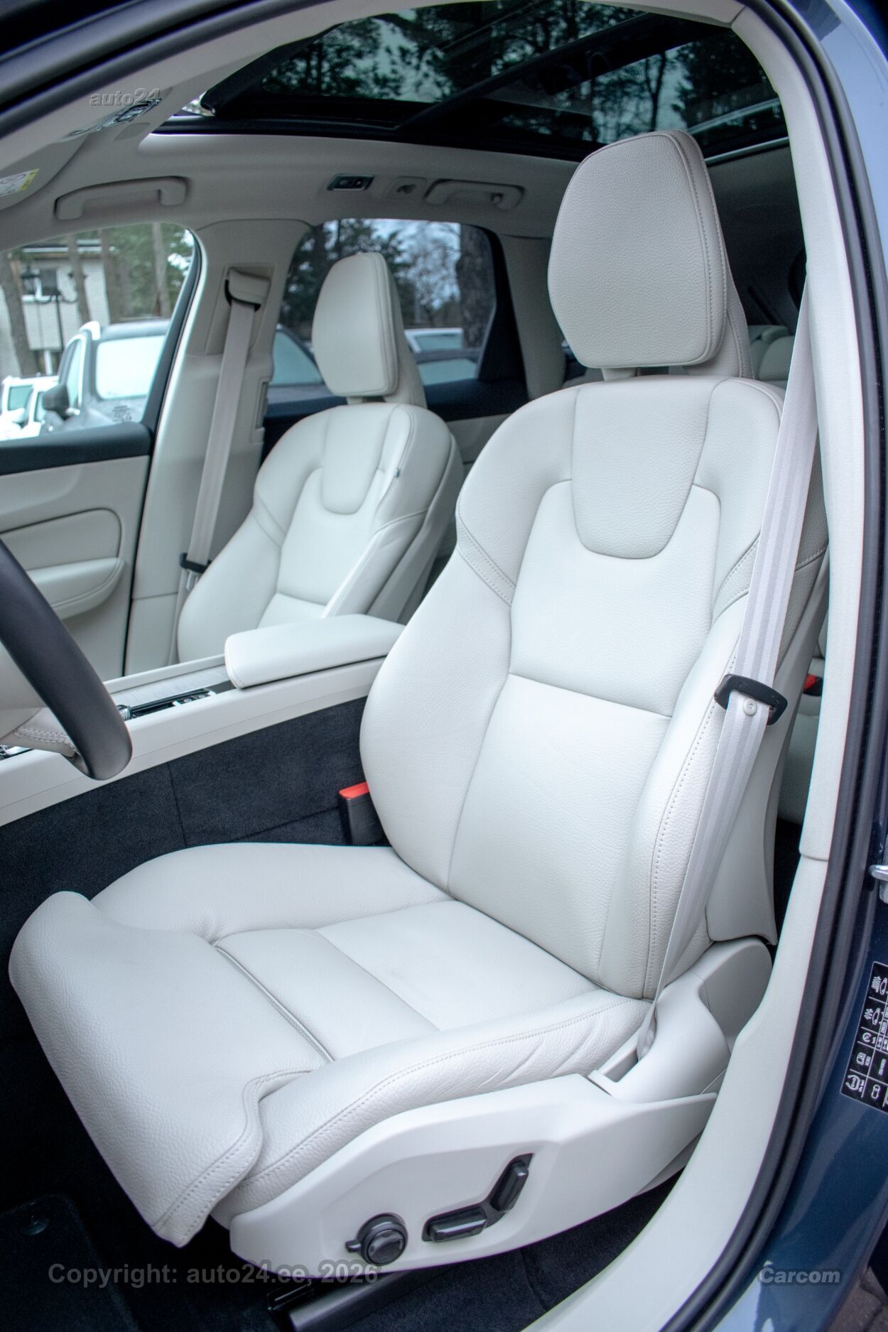 Volvo XC60 AWD Inscription Intelli PRO Wntr 2.0 T6 PHEV Pistikhübriid 251 kW