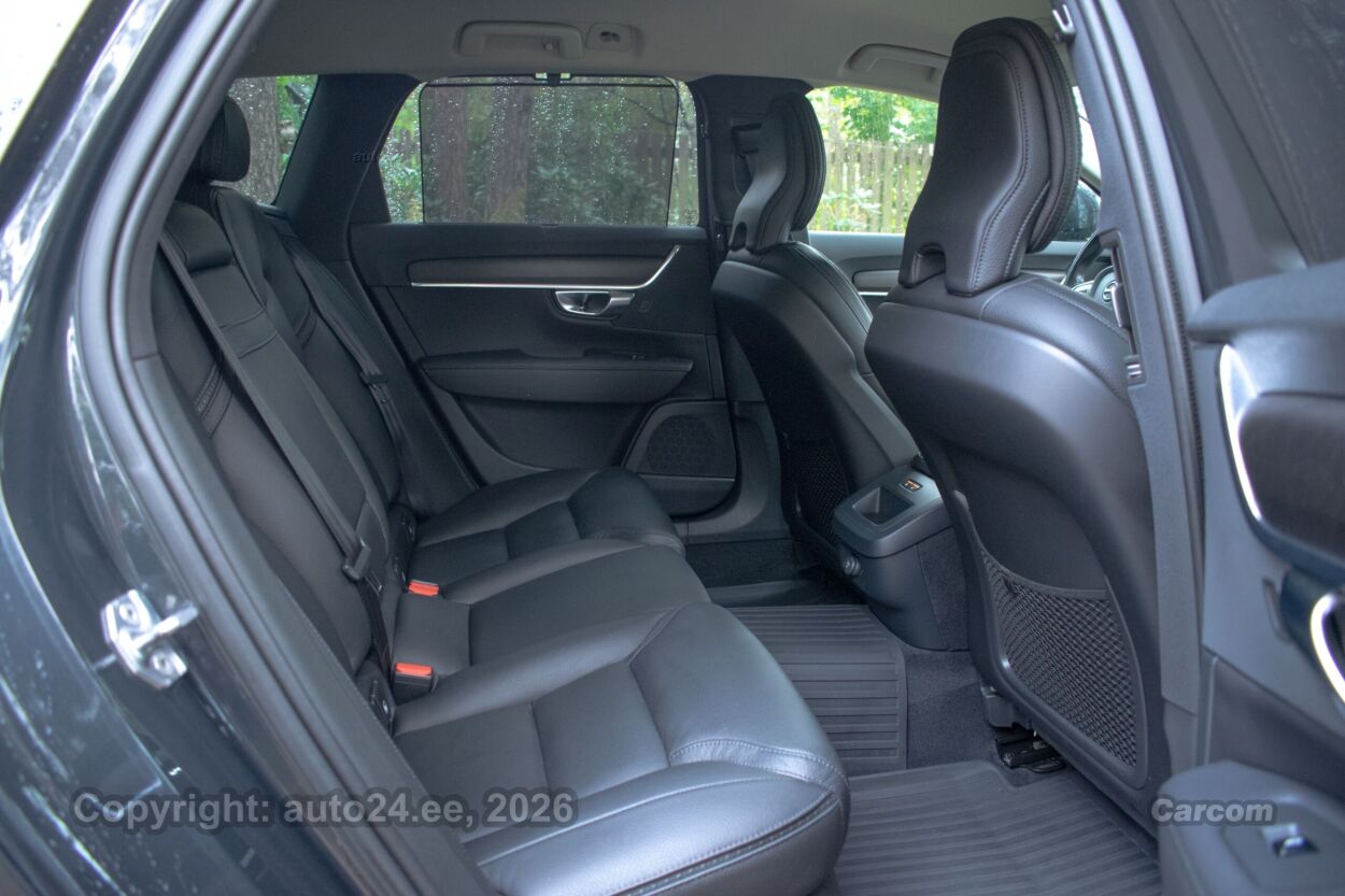 Volvo V90 Cross Country AWD MY2019 Intelli Safe PRO Wntr 2.0 D4 140 kW