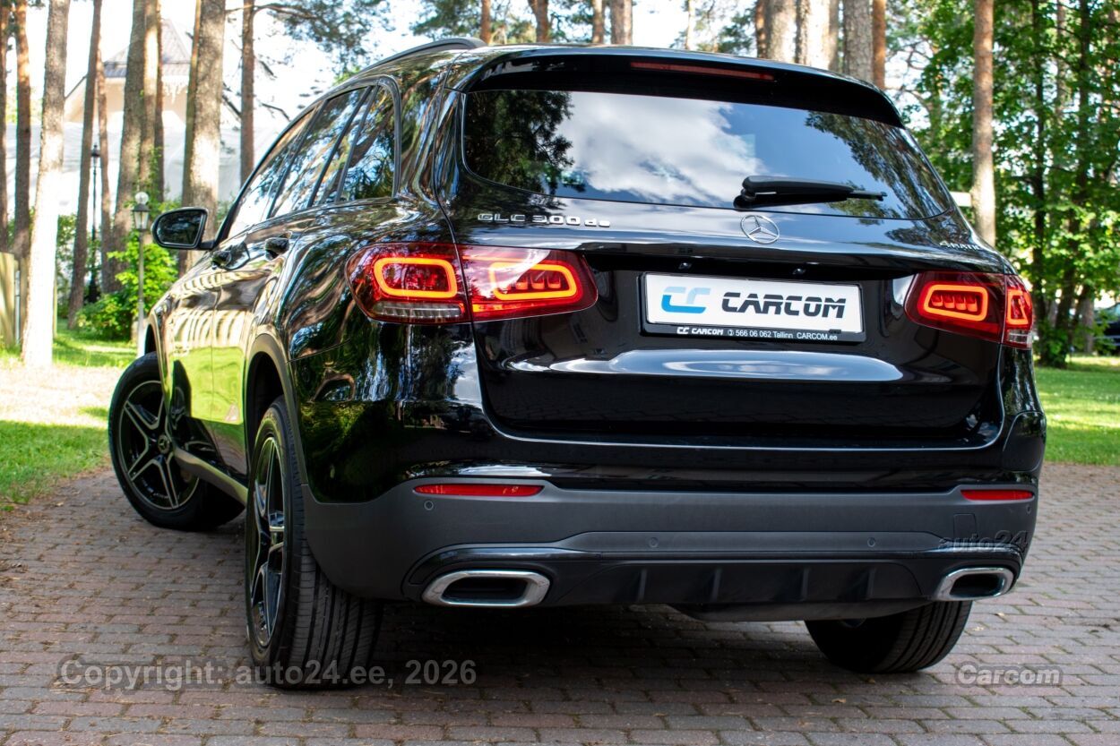 Mercedes-Benz GLC 300 de PHEV AMG Night 4M Wntr 2.0 PHEV Plug In Hybrid 225 kW