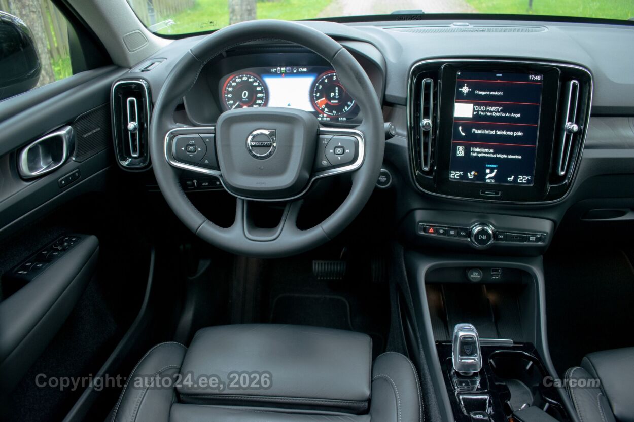 Volvo XC40 DARK Plus RECHARGE Intelli PRO Wntr 1.5 T5 PHEV Plug-In MY2023 192 kW