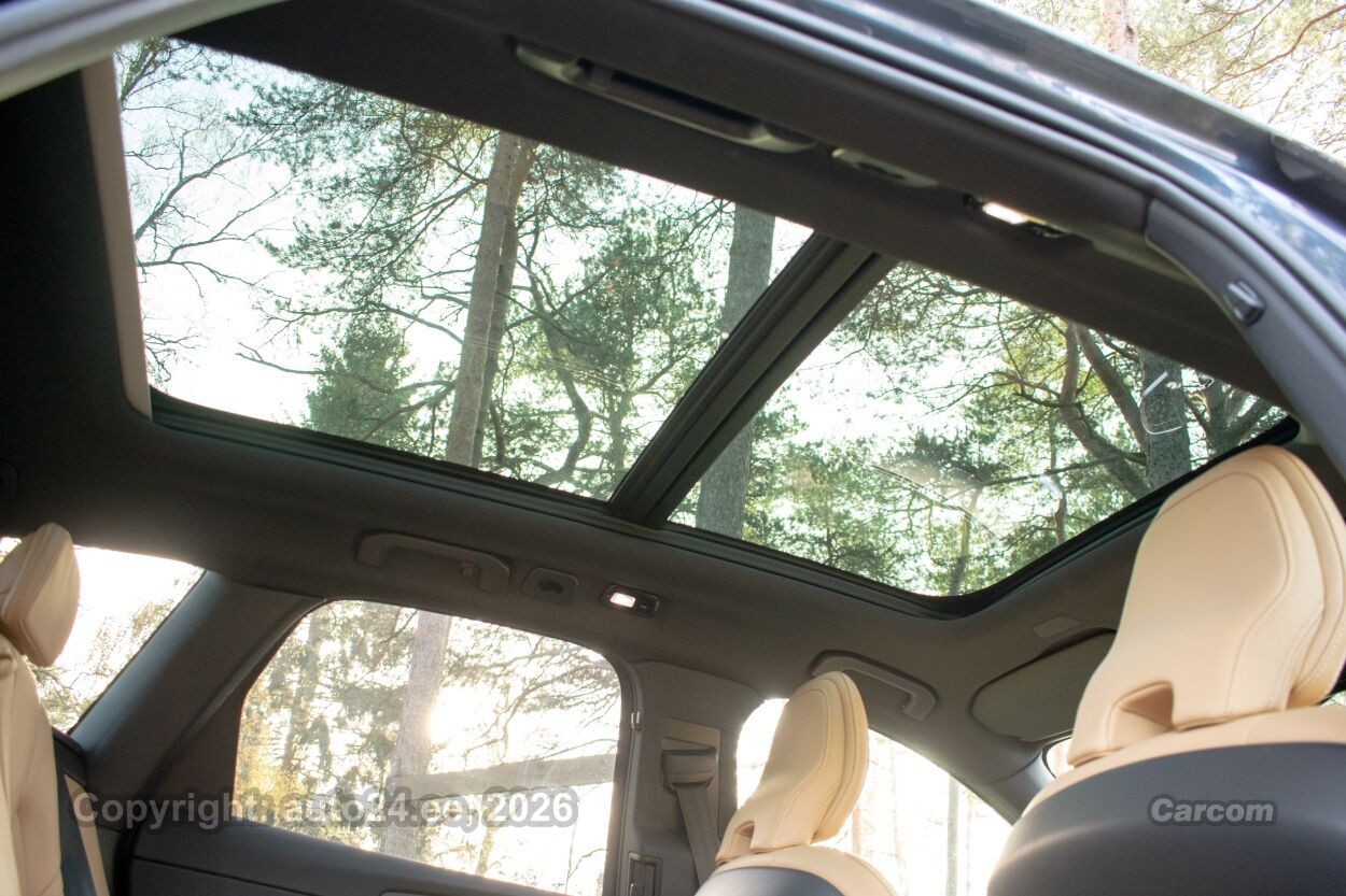 Volvo XC60 AWD Ultimate DARK Intelli PRO Xenium Fullopt 2.0 B4 KERS MHEV Kerghübriid 145 kW