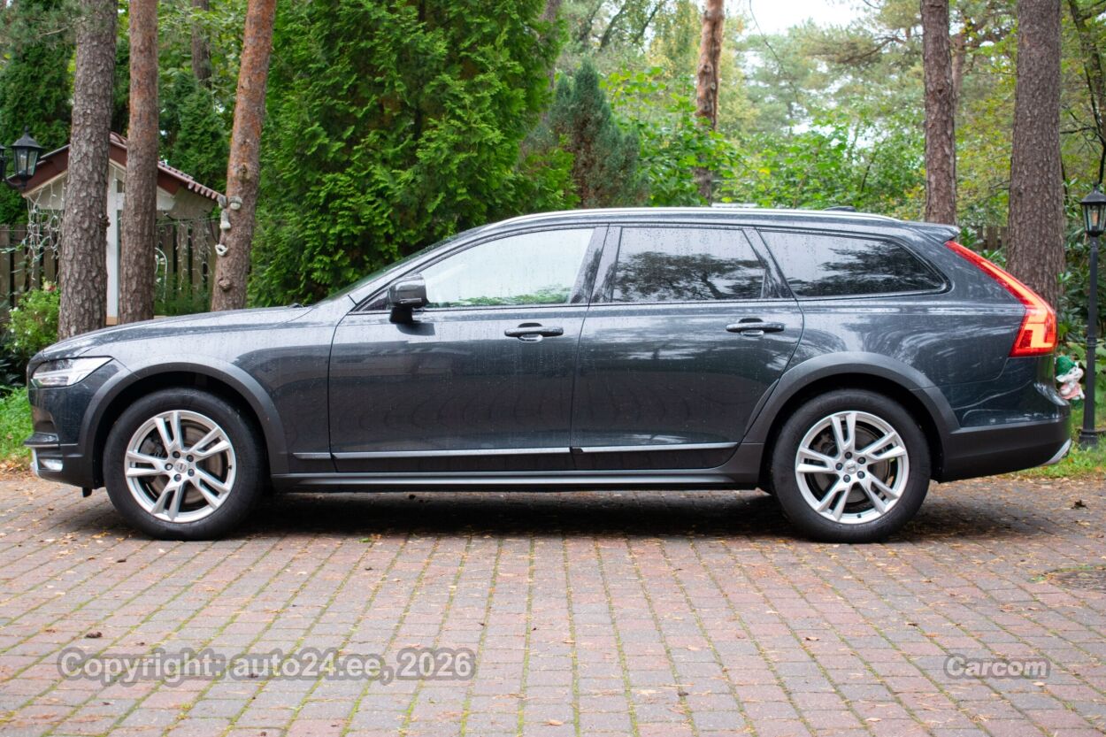 Volvo V90 Cross Country AWD MY2019 Intelli Safe PRO Wntr 2.0 D4 140 kW