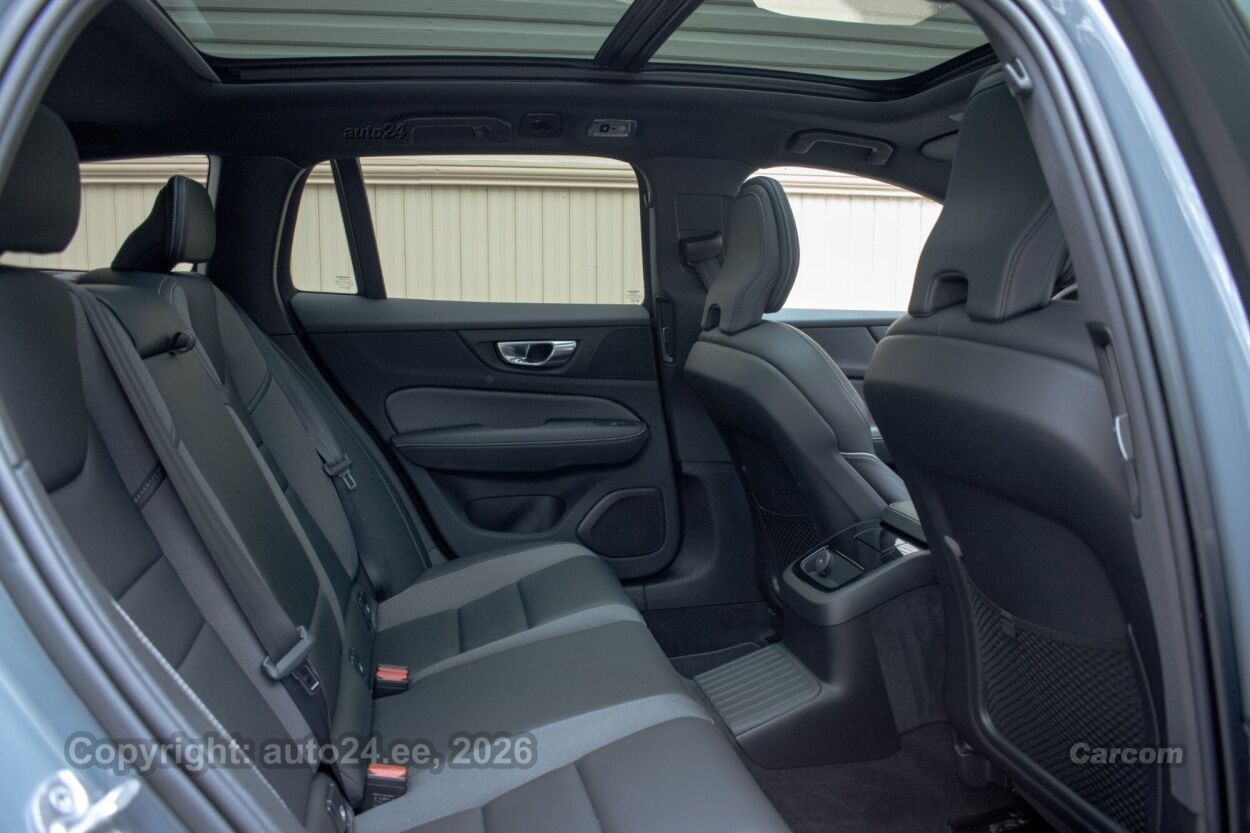 Volvo V60 AWD DARK R-Design Intelli Safe Xenium Wntr 2.0 T6 Recharge Plug-In Long Range 293 kW