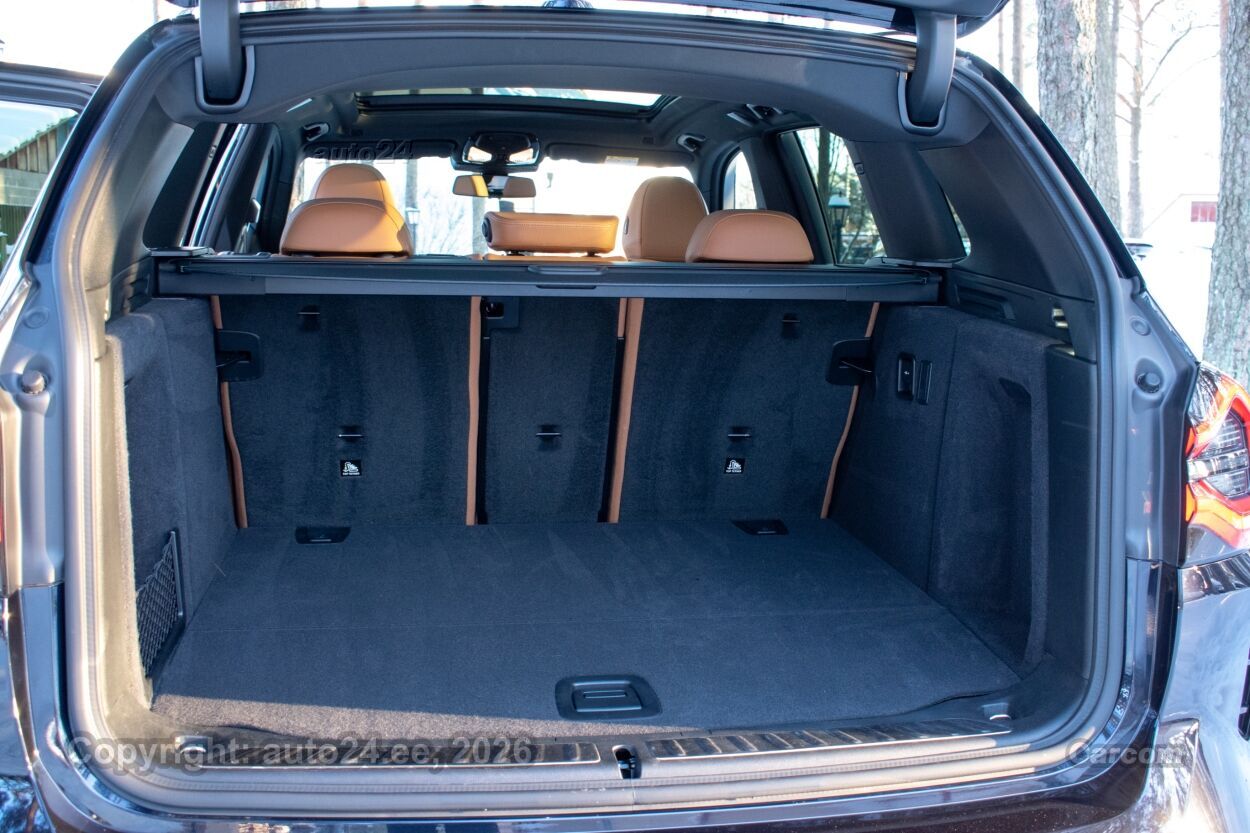 BMW iX3 M-Sport Shadowline Driving Professional 210 kW