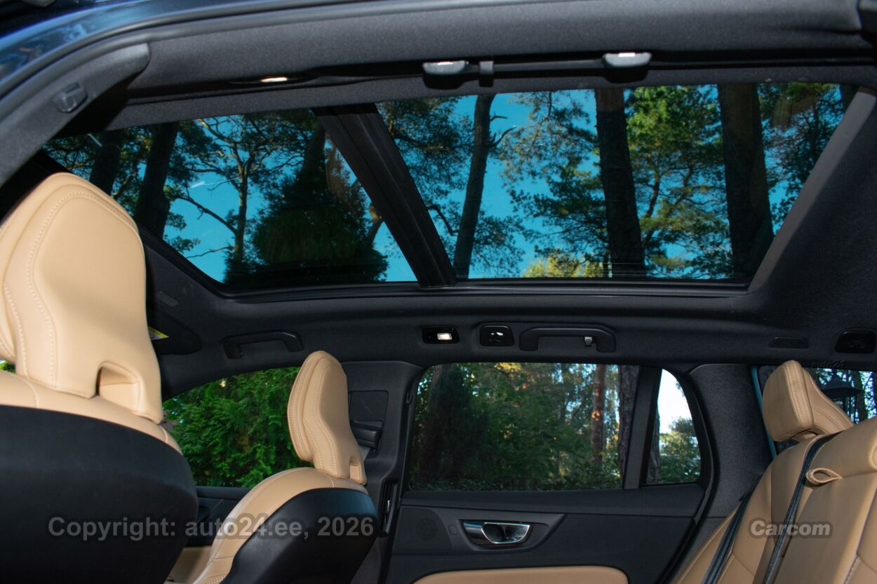Volvo V60 Ultimate Bright Intelli PRO Xenium Wntr 2.0 T8 AWD Recharge PHEV Long Range MY2024 335 kW