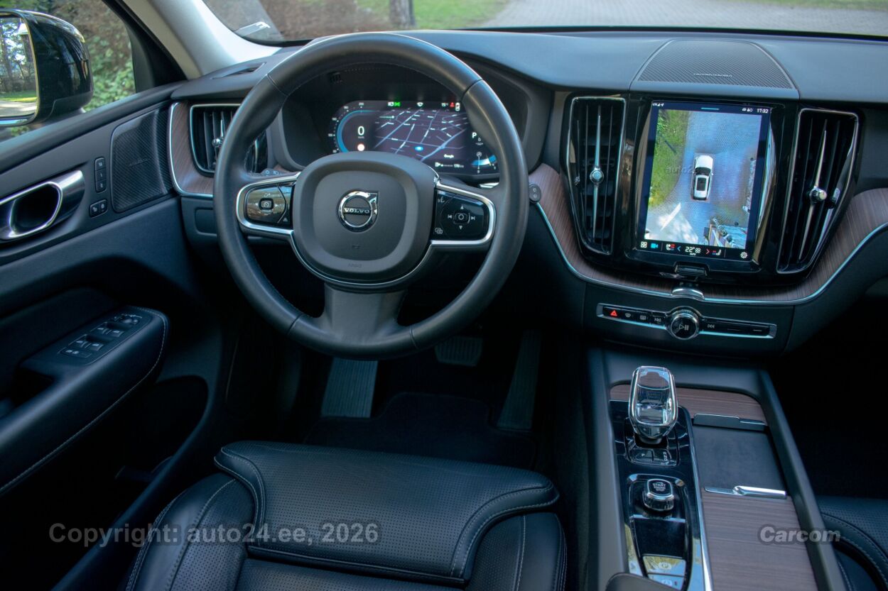 Volvo XC60 AWD DARK PLUS Intelli Safe PRO Wntr PRO 2.0 B4 MHEV KERS Kerghübriid 145 kW