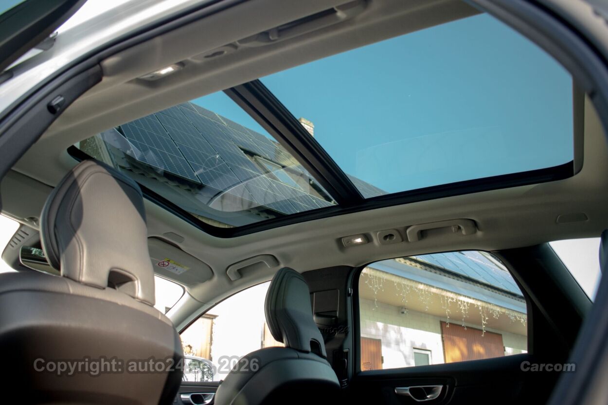 Volvo XC60 AWD Bright T6 Recharge Intelli Safe Sky Wntr 2.0 T6 Recharge Plug-In Pistikhübriid 293 kW