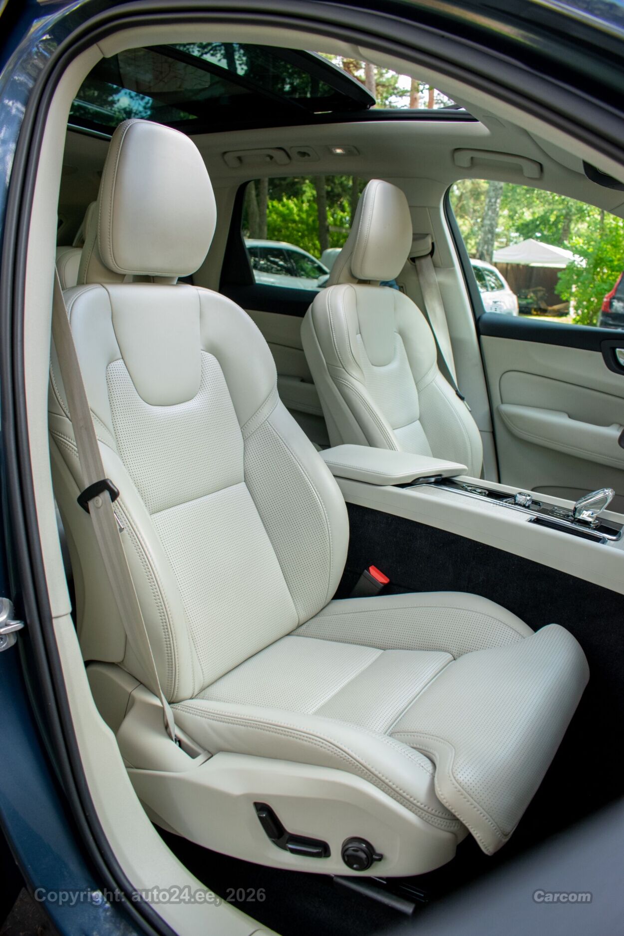 Volvo XC60 Long Range PLUS Lux Intelli PRO Wntr 2.0 T6 Recharge Plug-In Long Range 293 kW