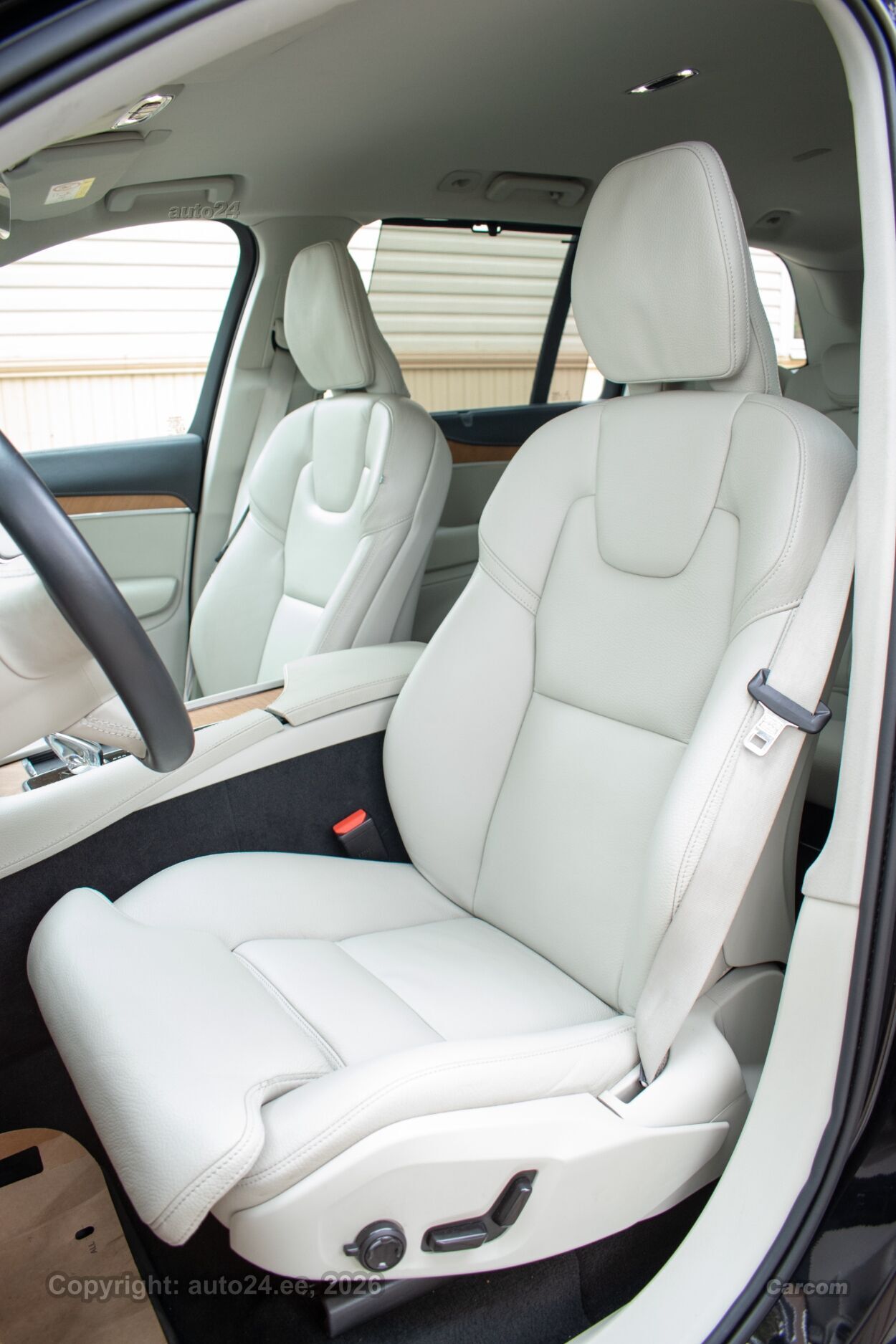 Volvo XC90 AWD Inscription Intelli SAFE PRO 2.0 B5 KERS MHEV Kerghübriid 183 kW