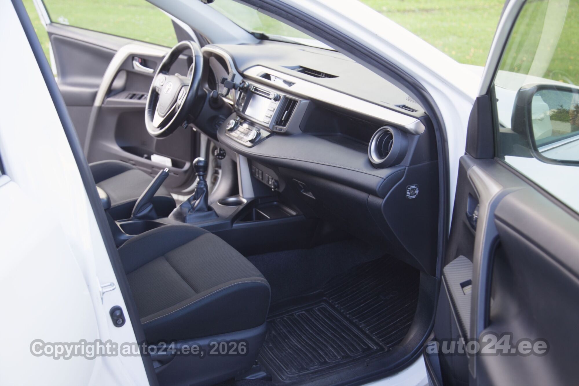 Toyota RAV4 - 9