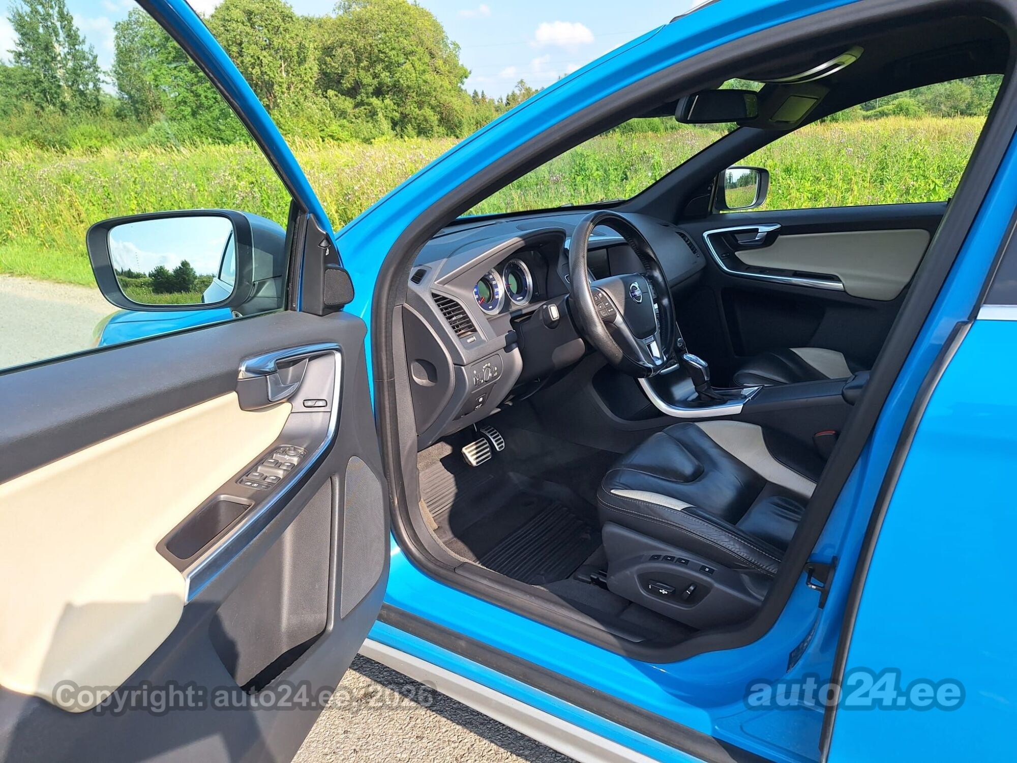 Volvo XC60 2012, photo 5/10