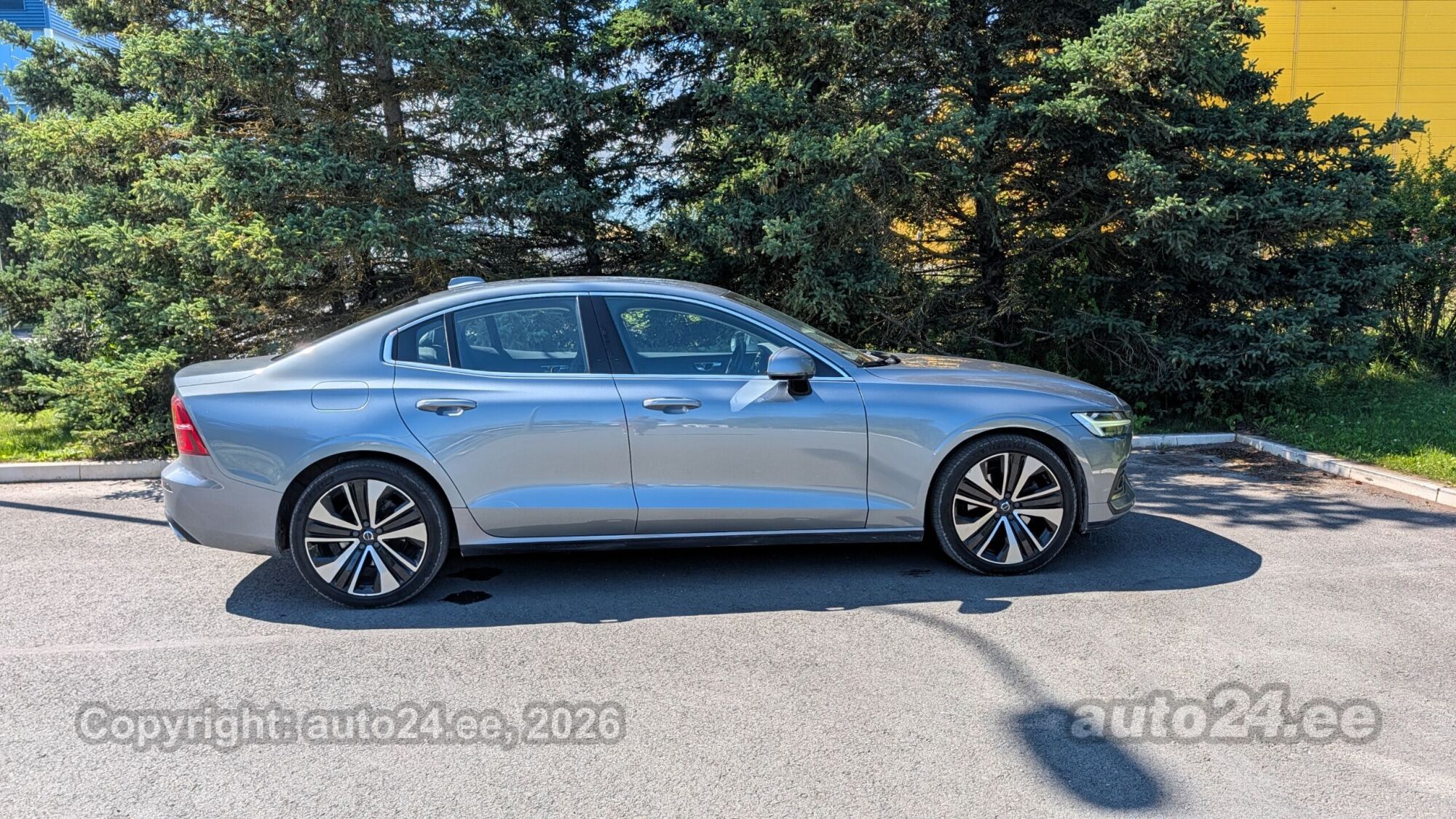 Volvo S60 2.0 145kW 2021, photo 2/10