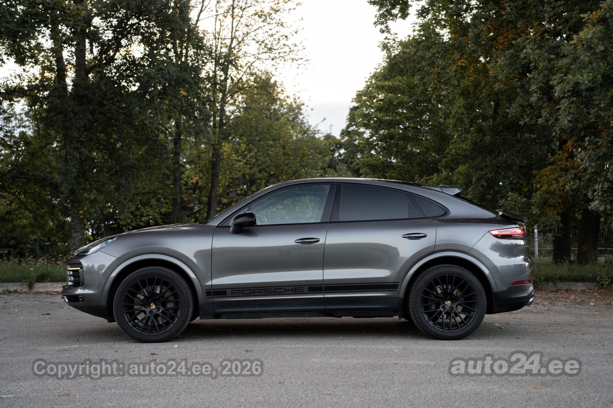 Porsche Cayenne - 5