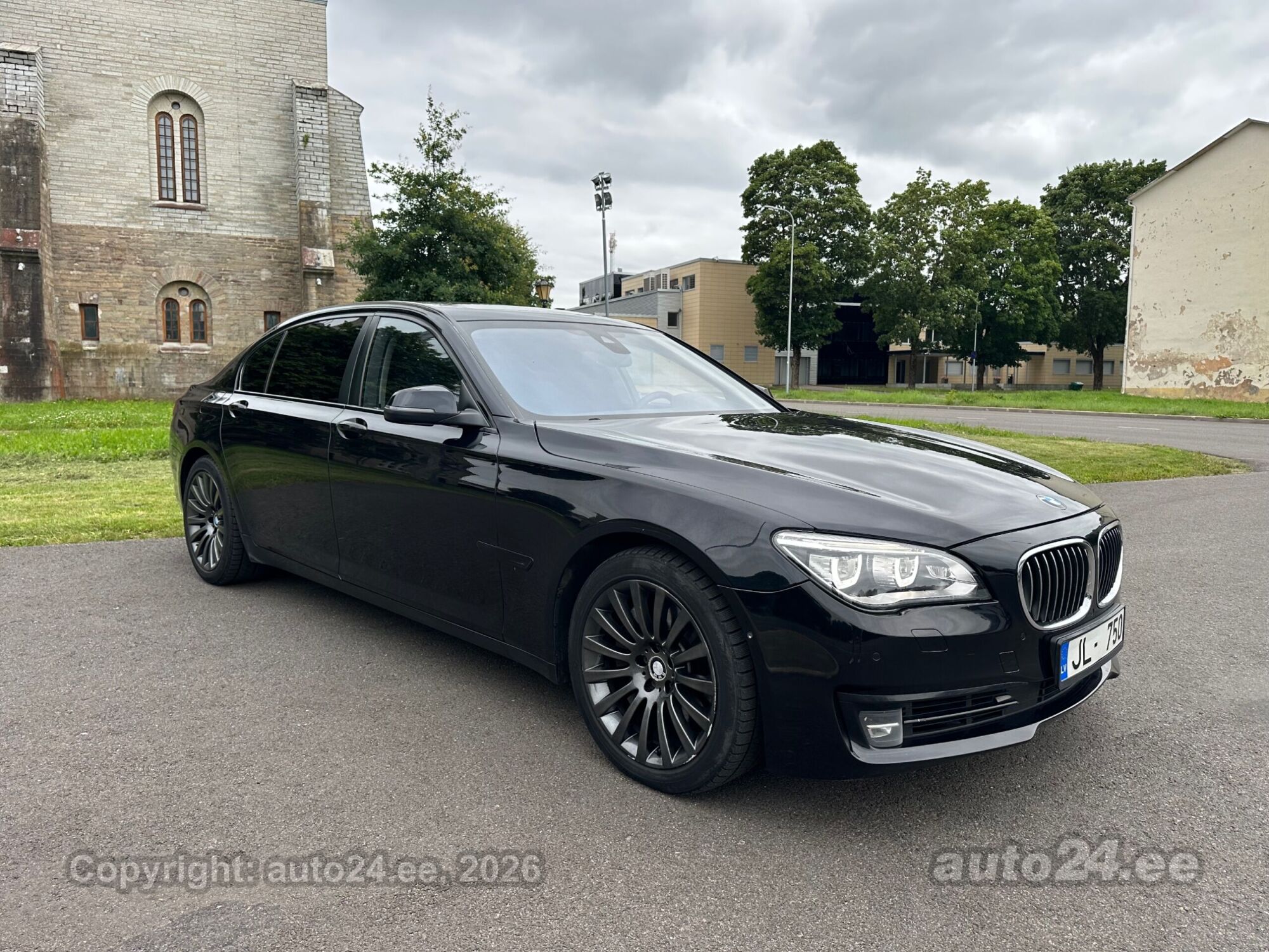 BMW 750 - 3