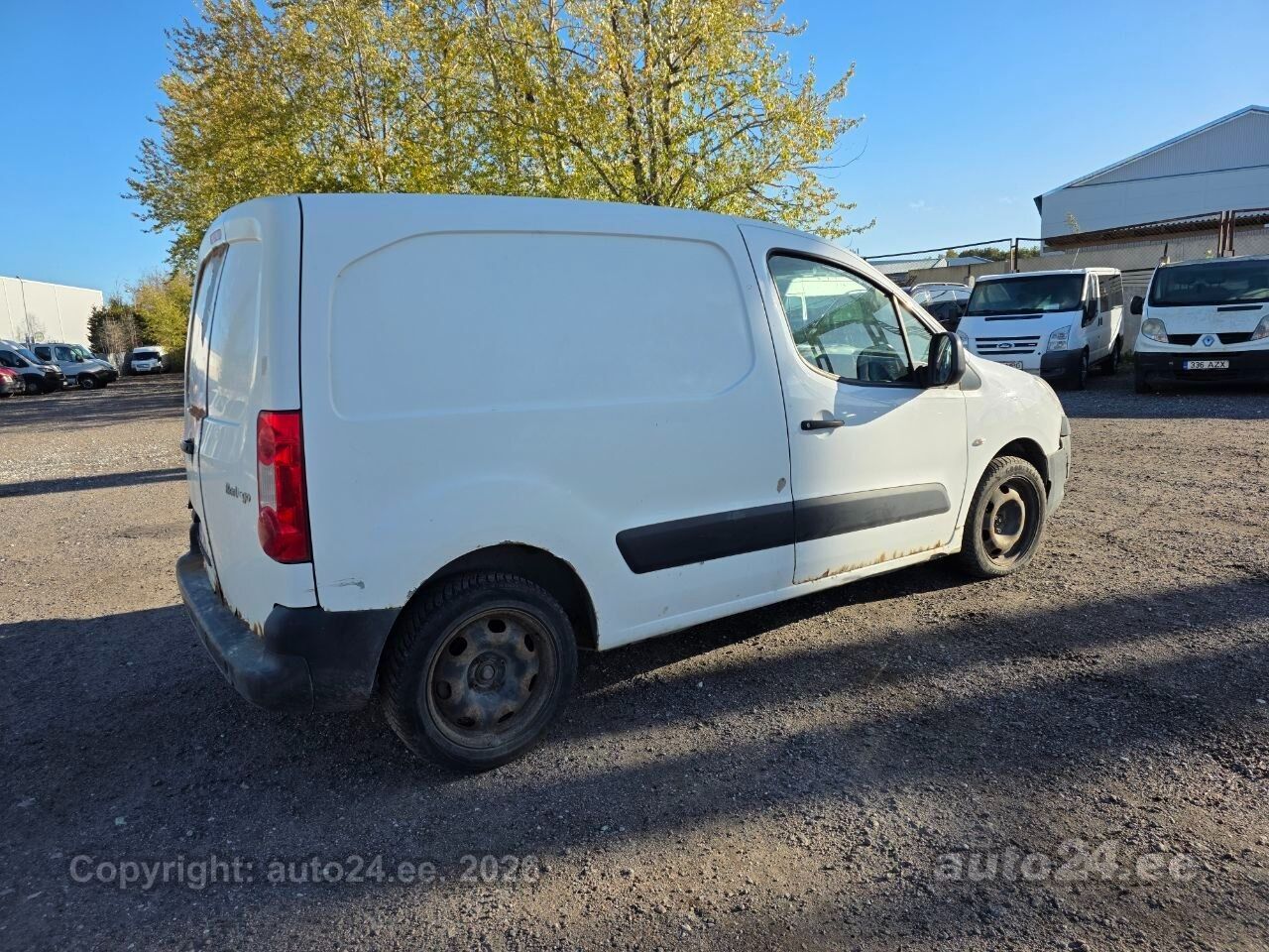 Citroen Berlingo 2011 — салон