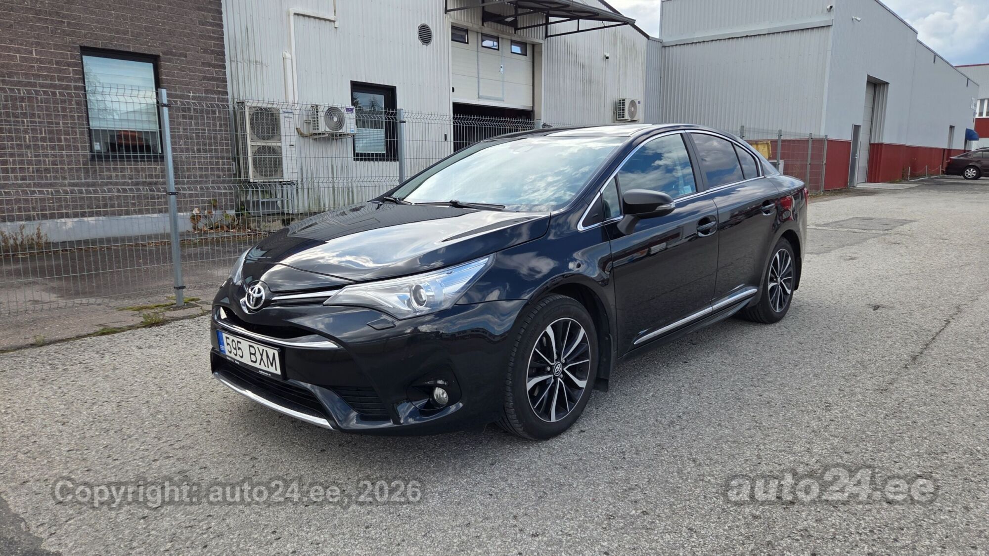 Toyota Avensis - 1