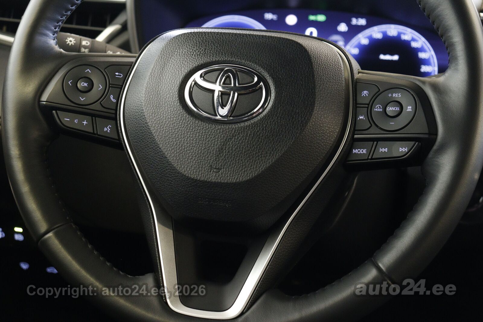 Toyota Corolla Cross - 12