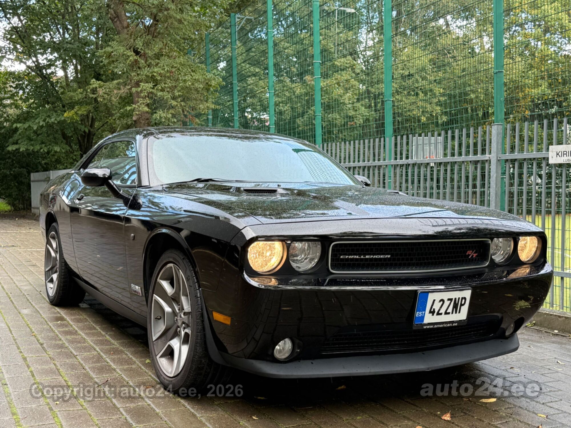 Dodge Challenger - 6