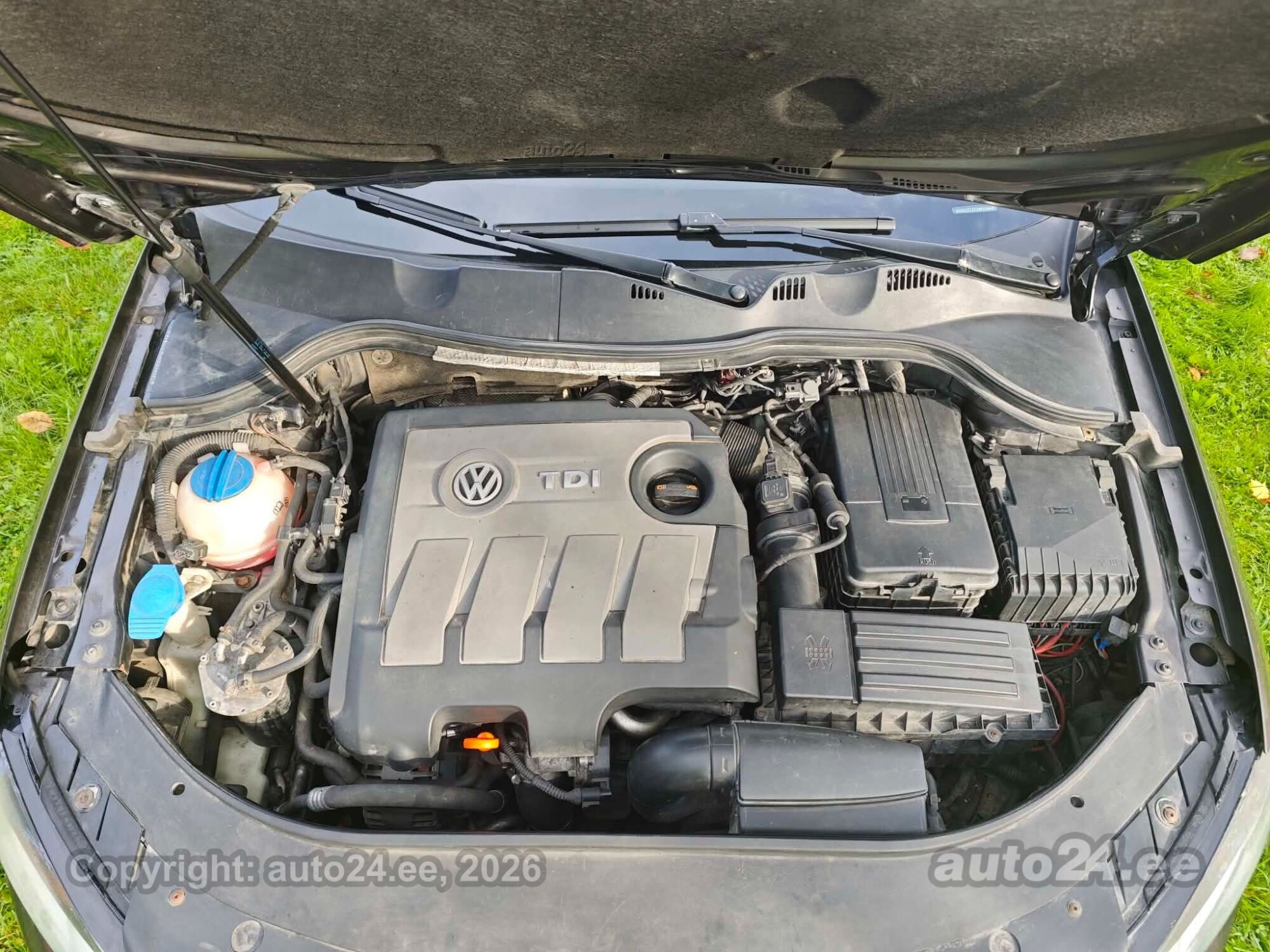 Volkswagen Passat 2011 — photo 12