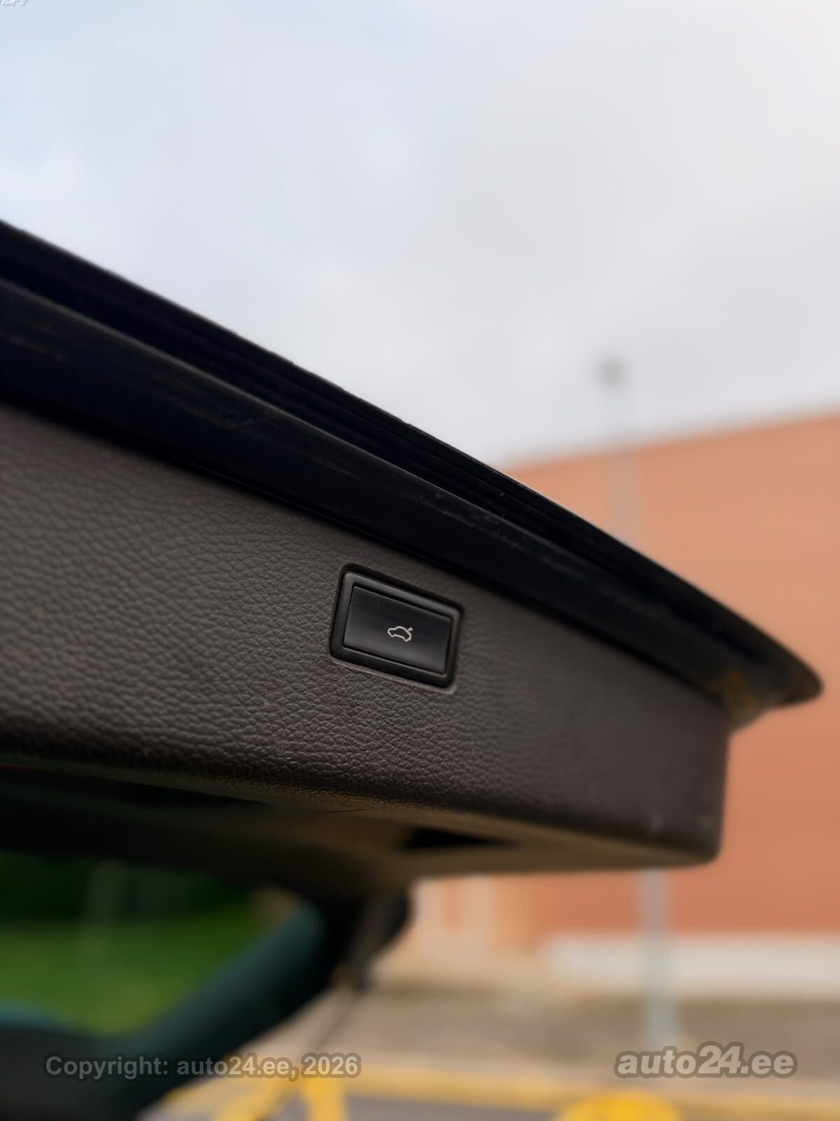 Volkswagen Passat 2013 — photo 17