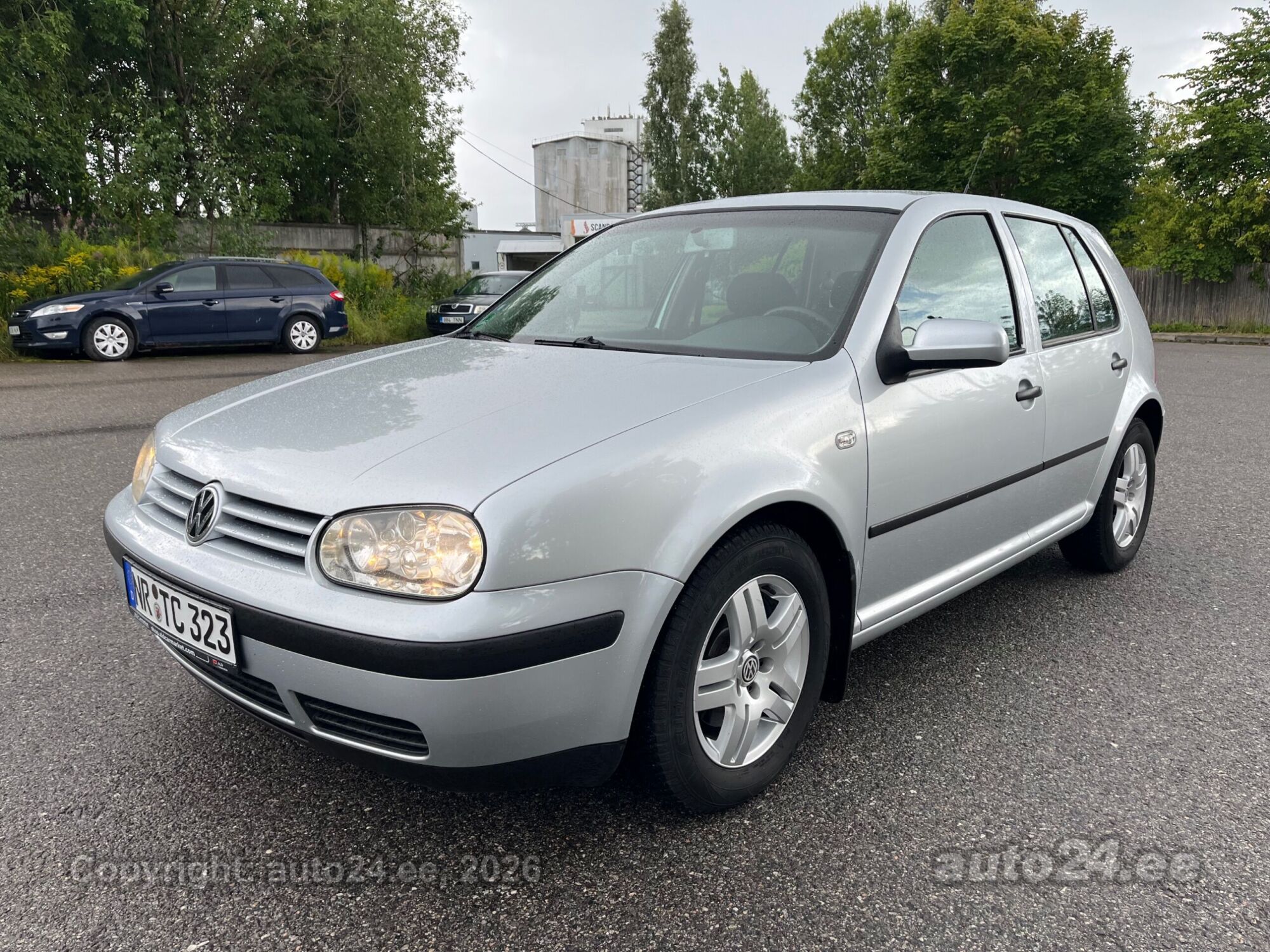 Volkswagen Golf 1.9 74kW 2003, kuva 7/10