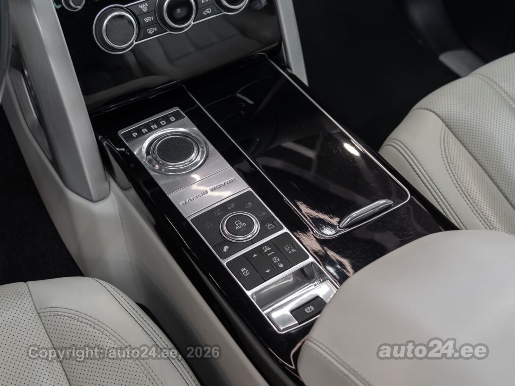 Land Rover Range Rover - 8