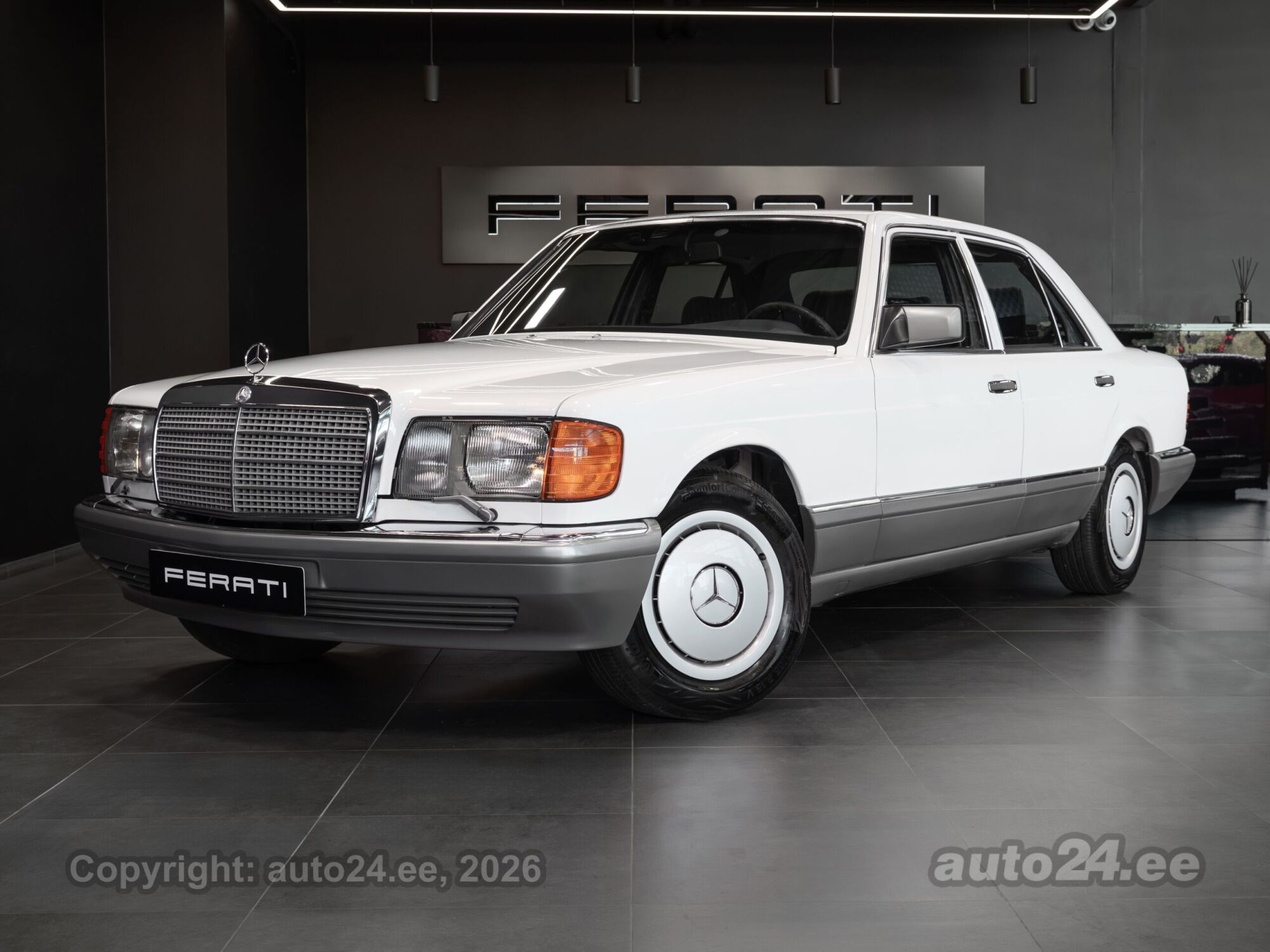 Mercedes-Benz 300