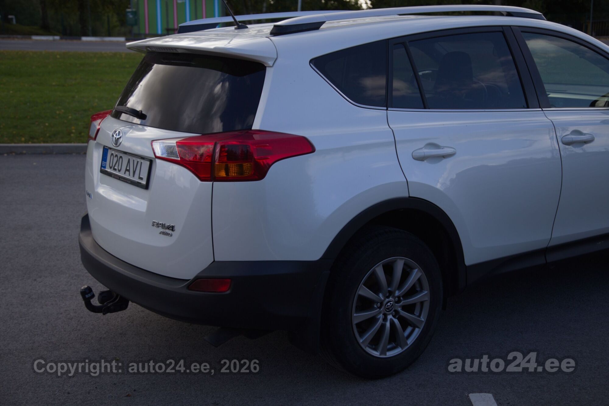 Toyota RAV4 - 6