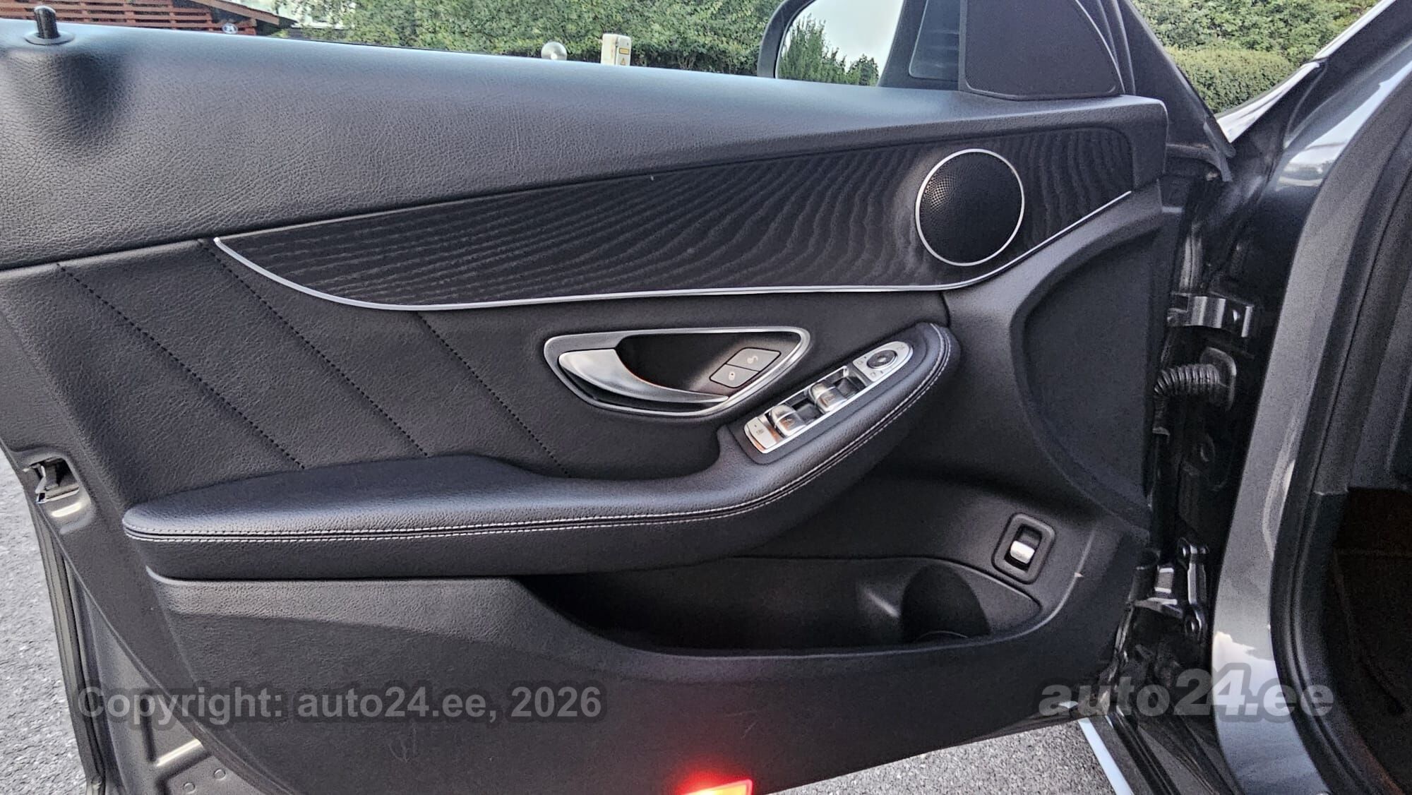 Mercedes-Benz C-sarja 2019, kuva 7/10