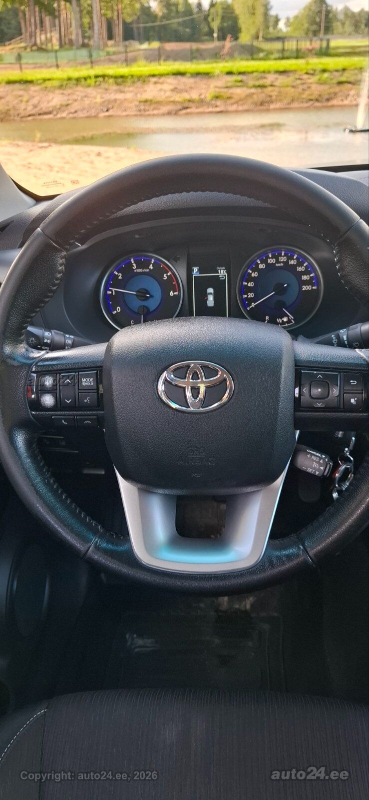 Toyota Hilux 2.4 110kW 2019, photo 4/10