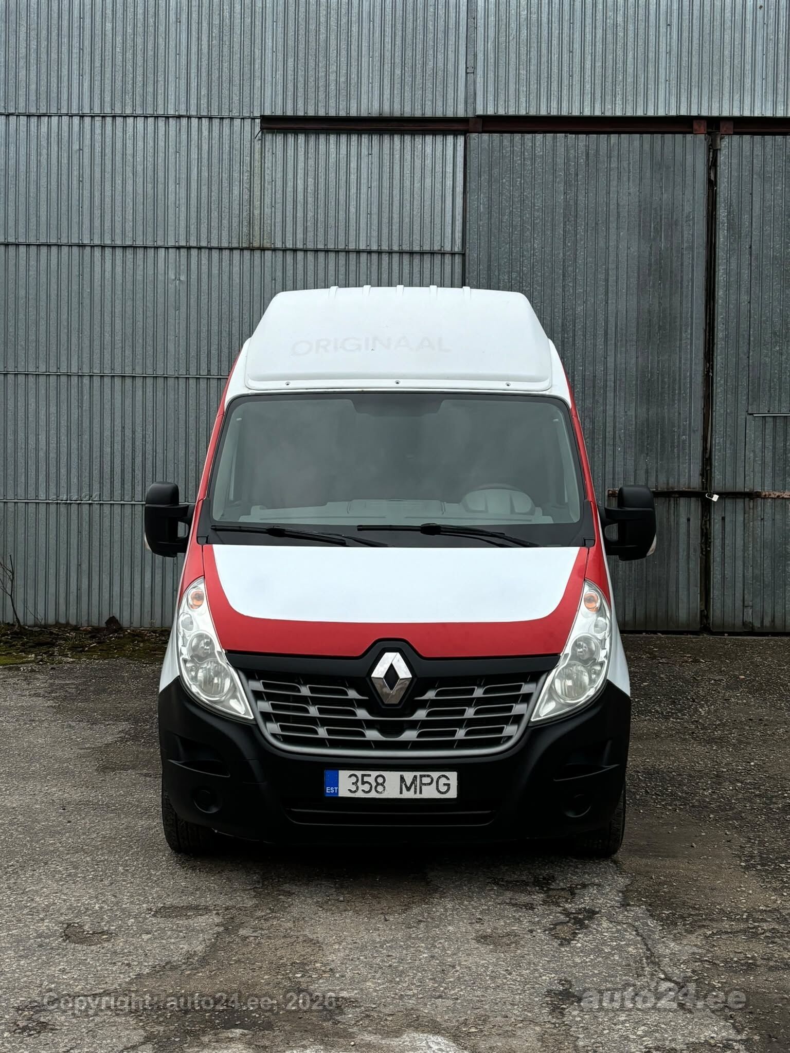 Renault Master 2015 — interior
