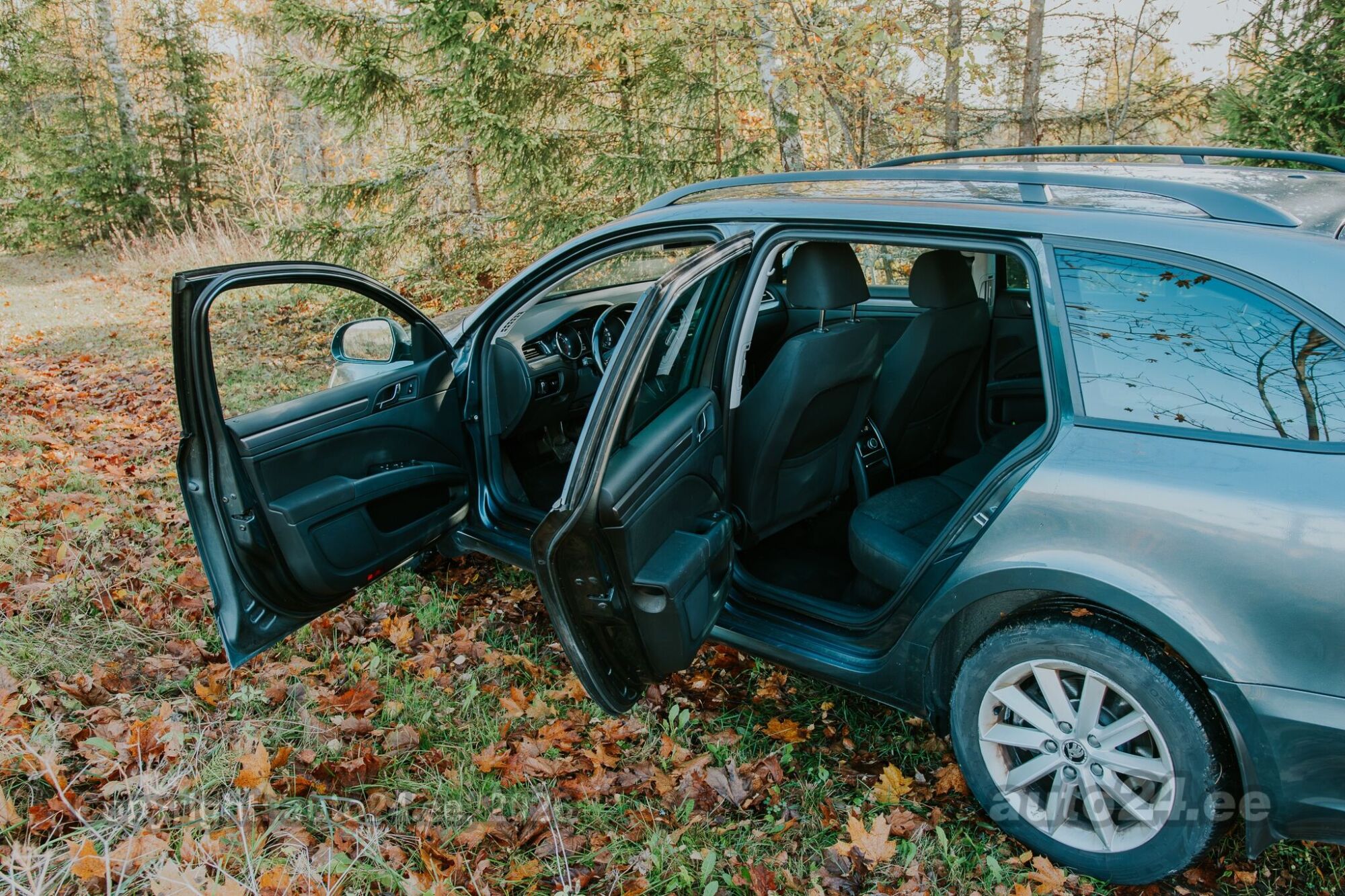 Skoda Superb 2015 — photo 9