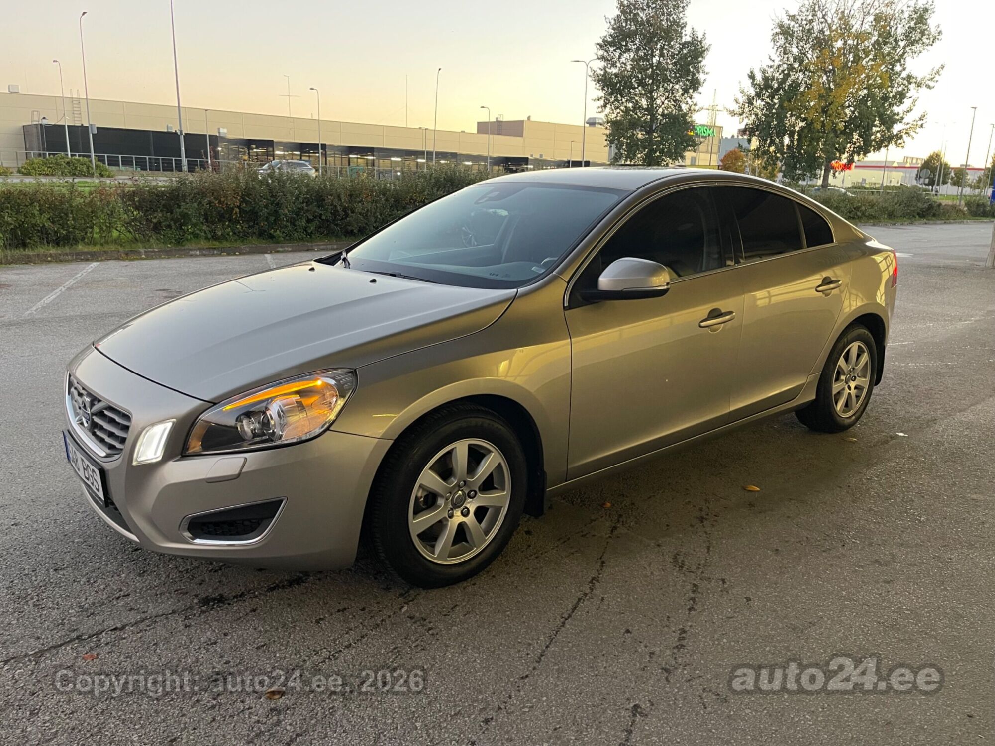 Volvo S60