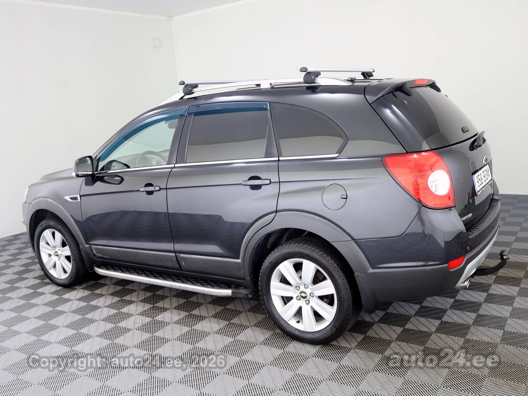 Chevrolet Captiva 2012, kuva 4/10