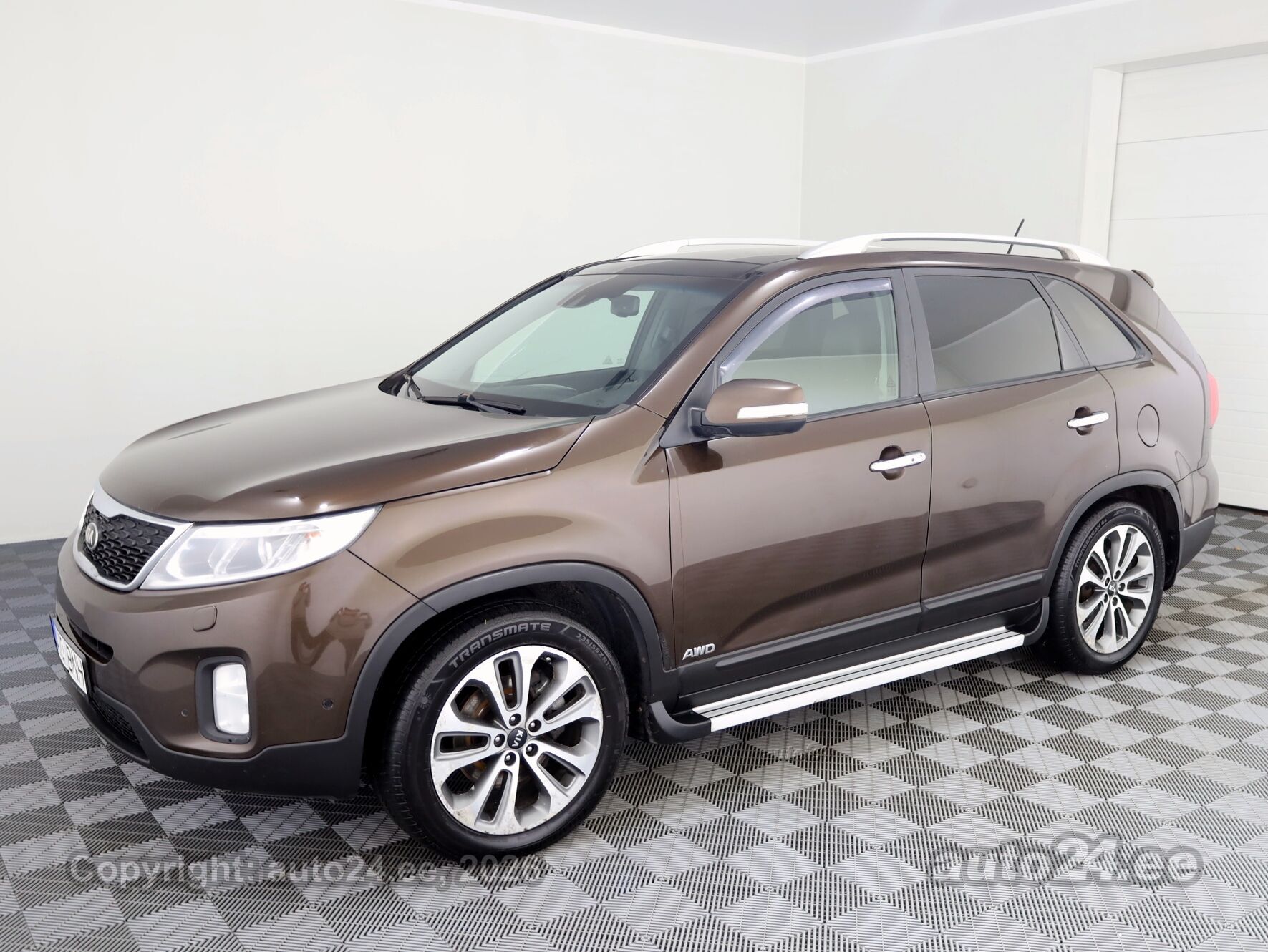 Kia Sorento 2014 — rear view