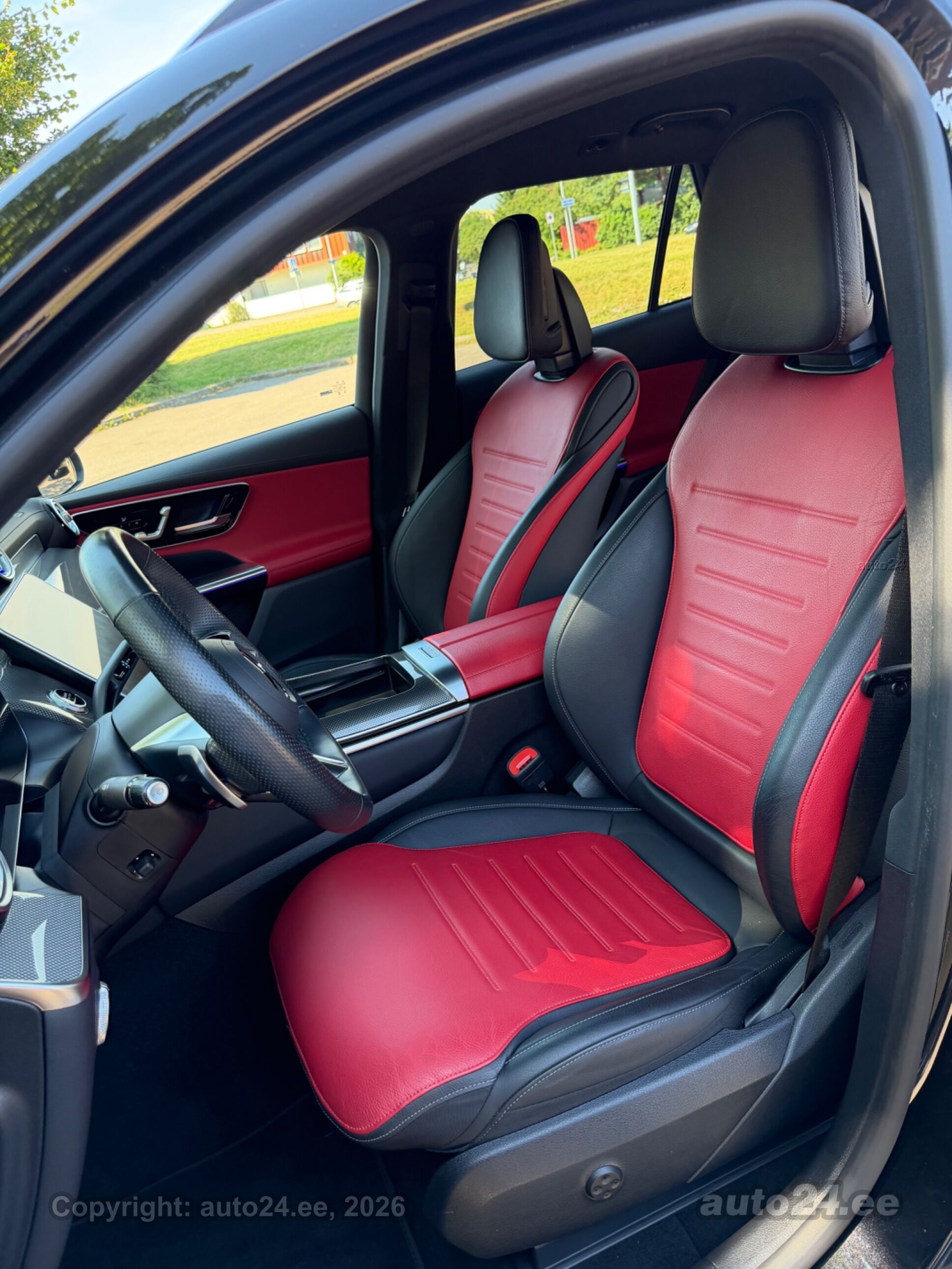 Mercedes-Benz GLC 300 - 7