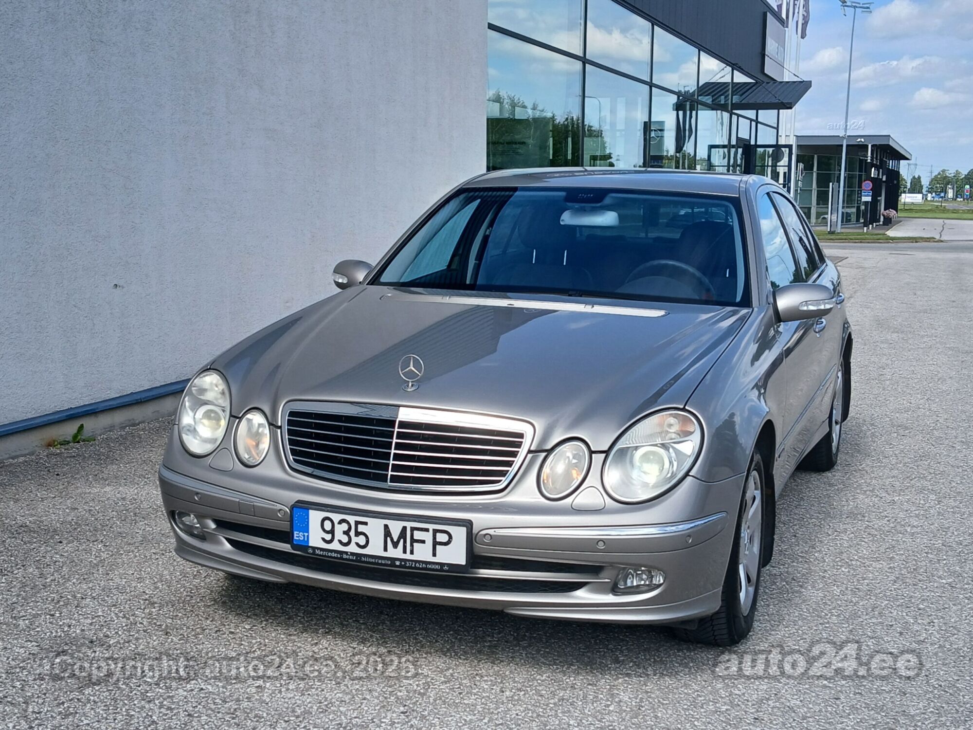 Mercedes-Benz E-sarja 2006, kuva 2/10