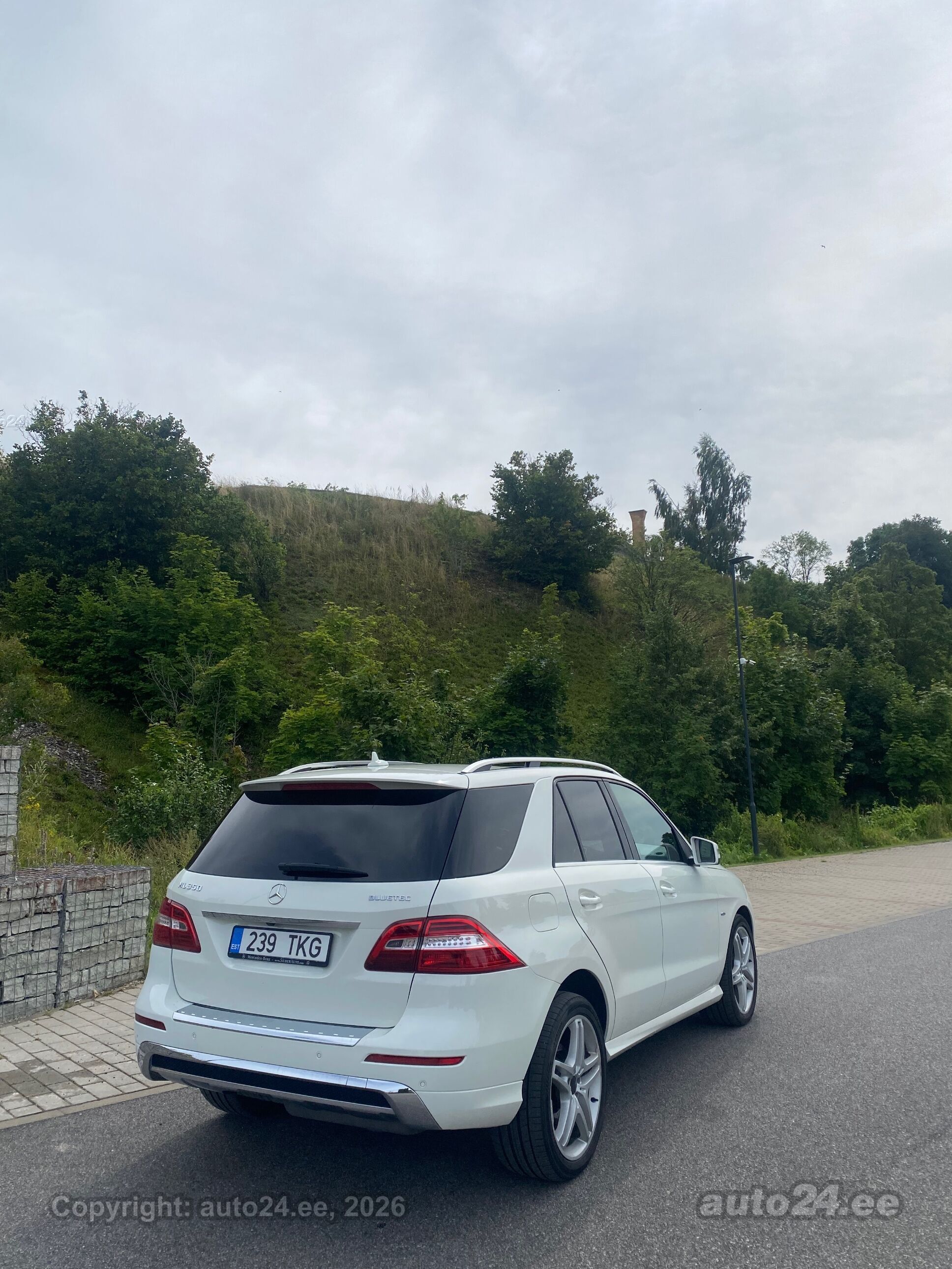 Mercedes-Benz M-sarja ML 350 3.0 190kW 2012, kuva 2/10