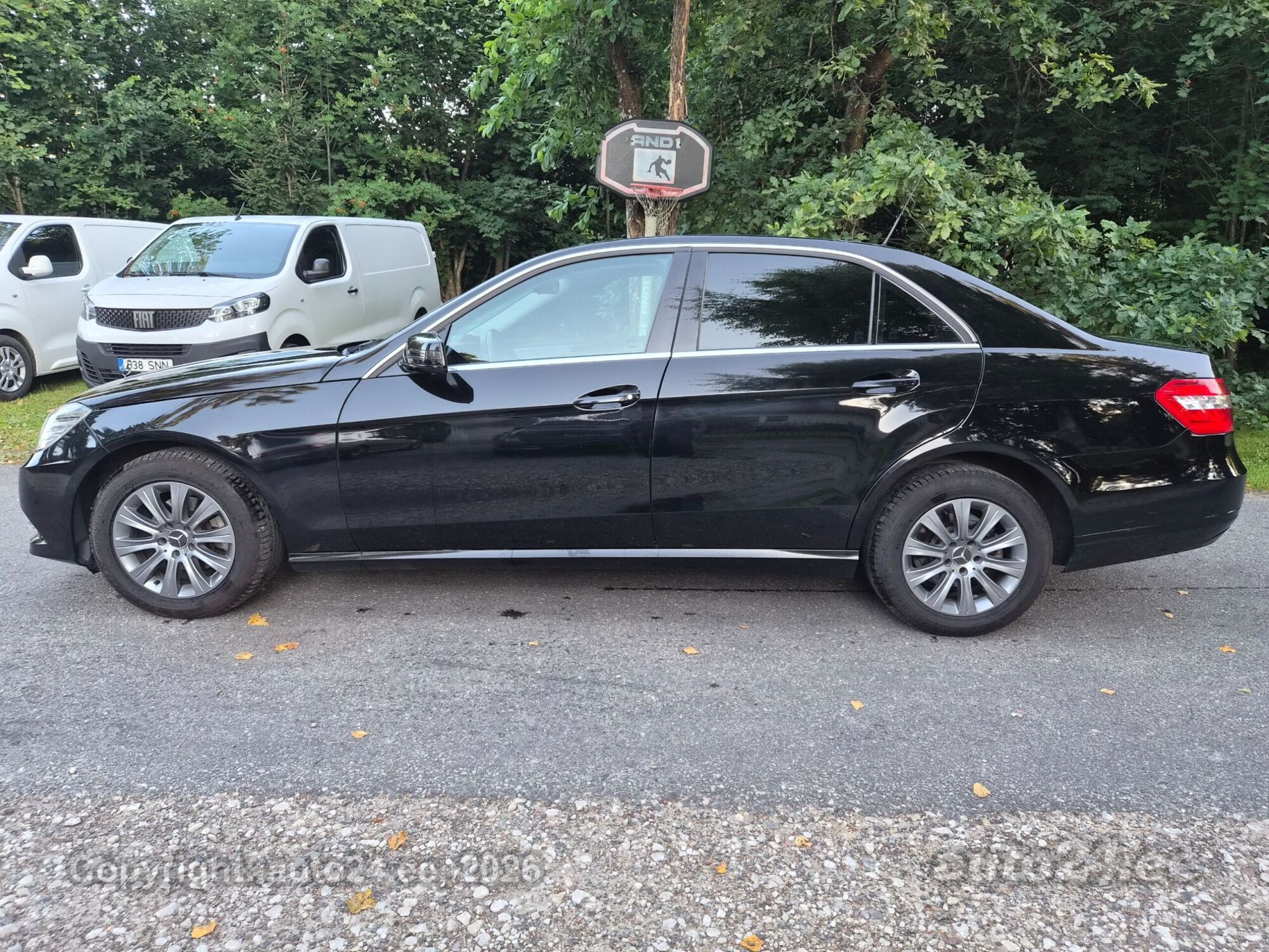 Mercedes-Benz E-sarja E 220 2.1 125kW 2012, kuva 6/10