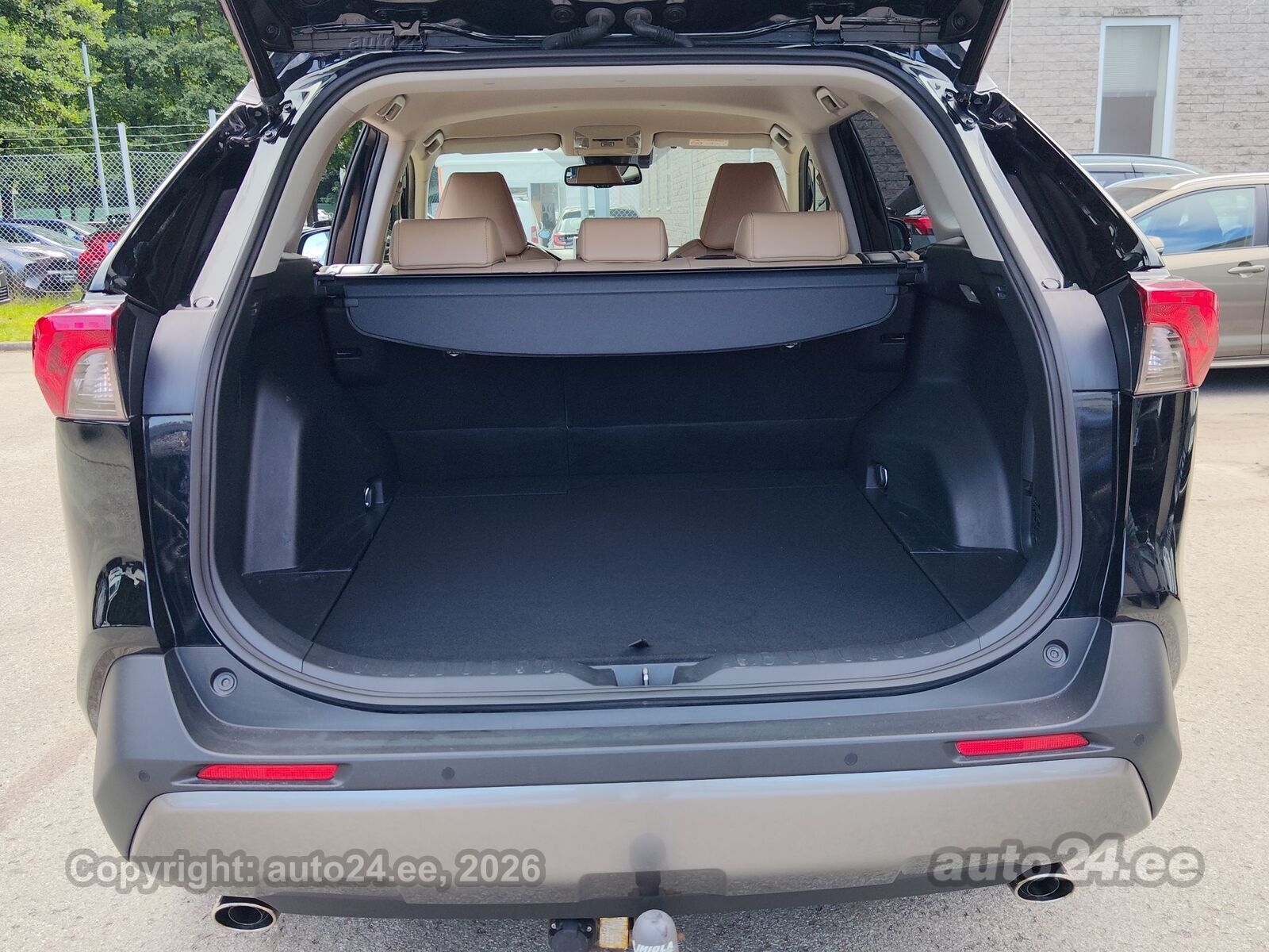 Toyota RAV4 - 10
