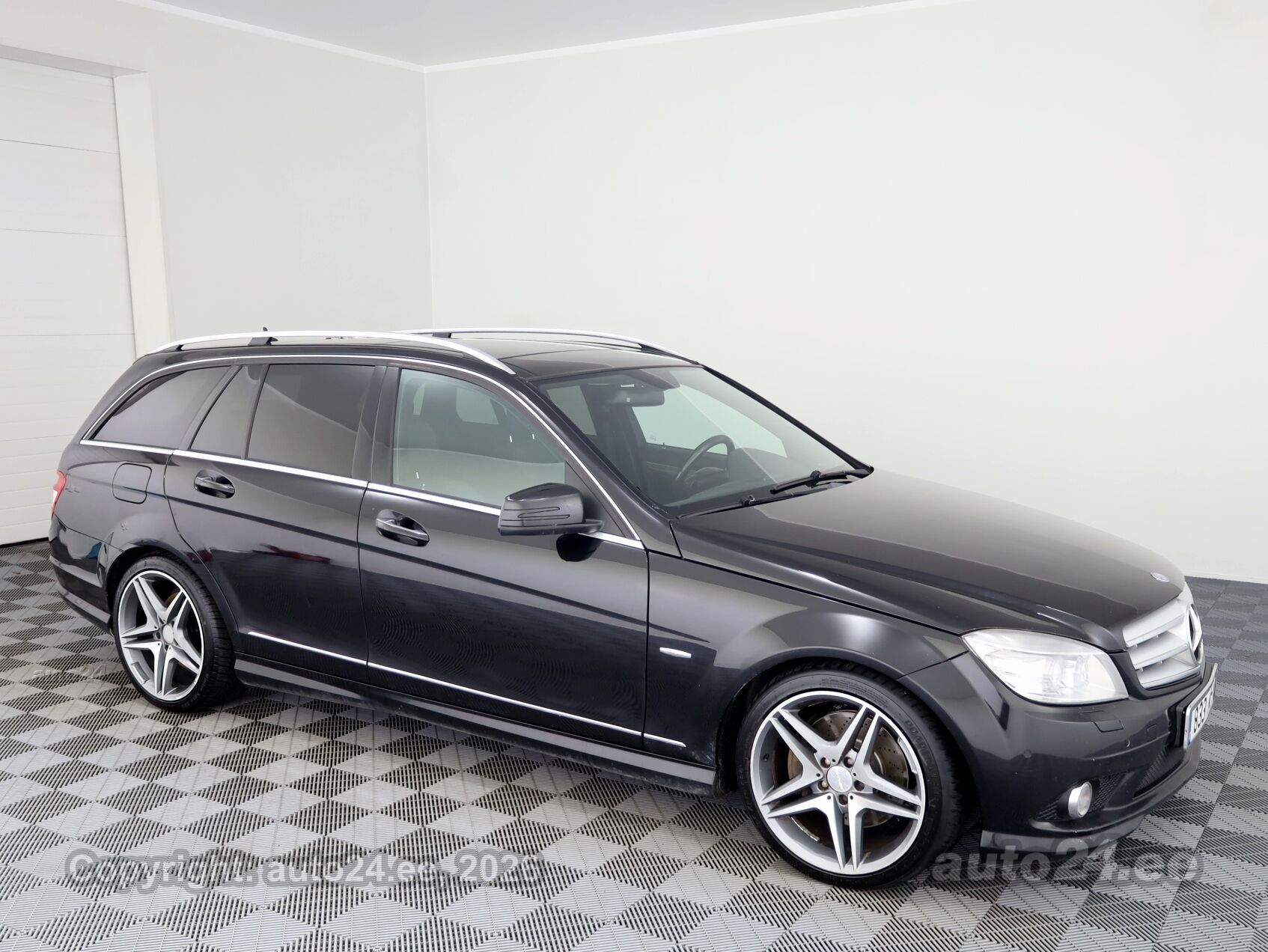 Mercedes-Benz C-Class 2008 — vehicle for AFU Ukraine