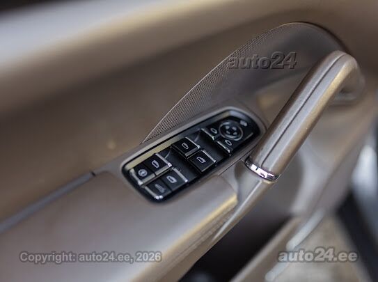 Porsche Cayenne - 7