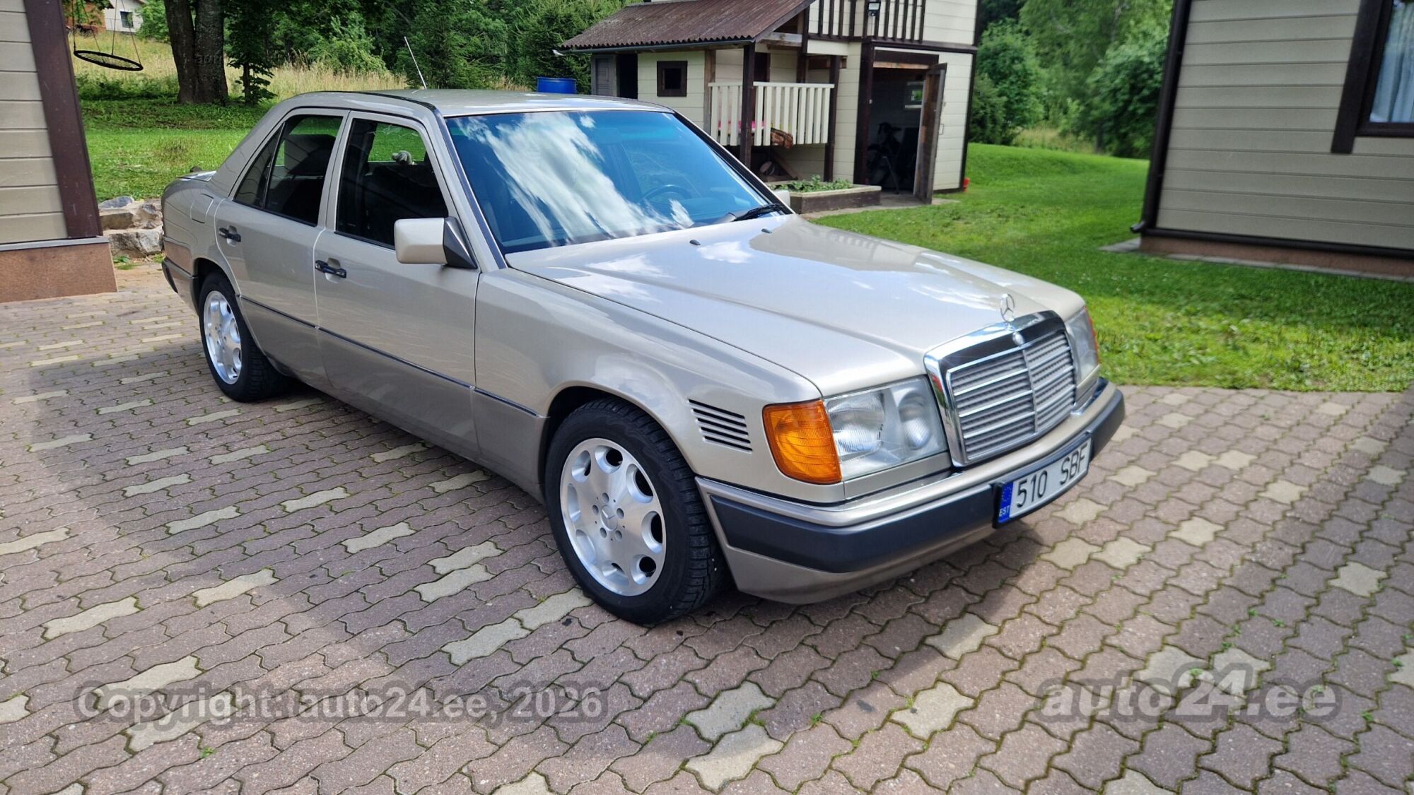 Mercedes-Benz E-sarja 1992, photo 6/10